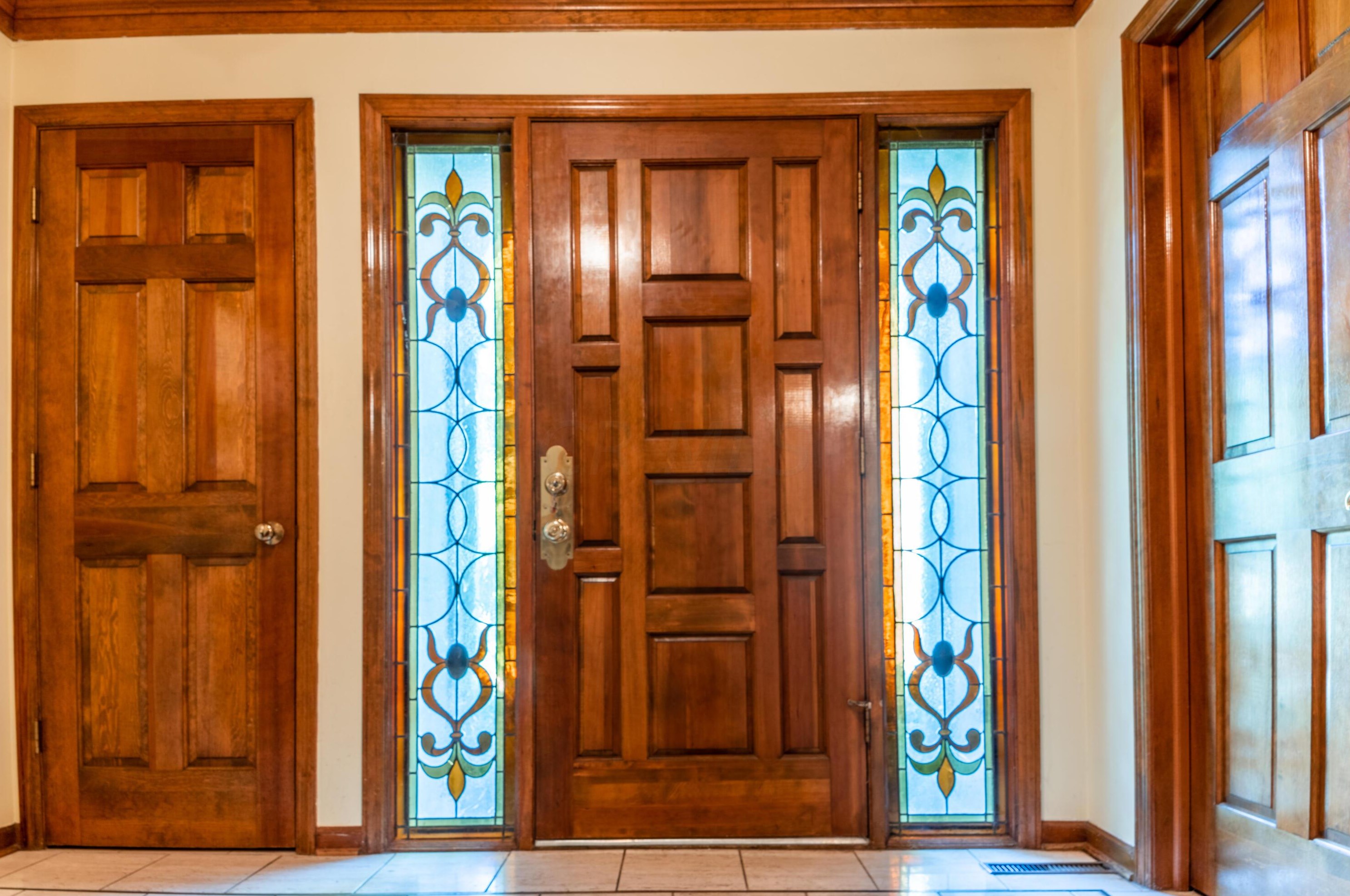 395 Meditation Ln, Columbus OH 43235-1456 exterior