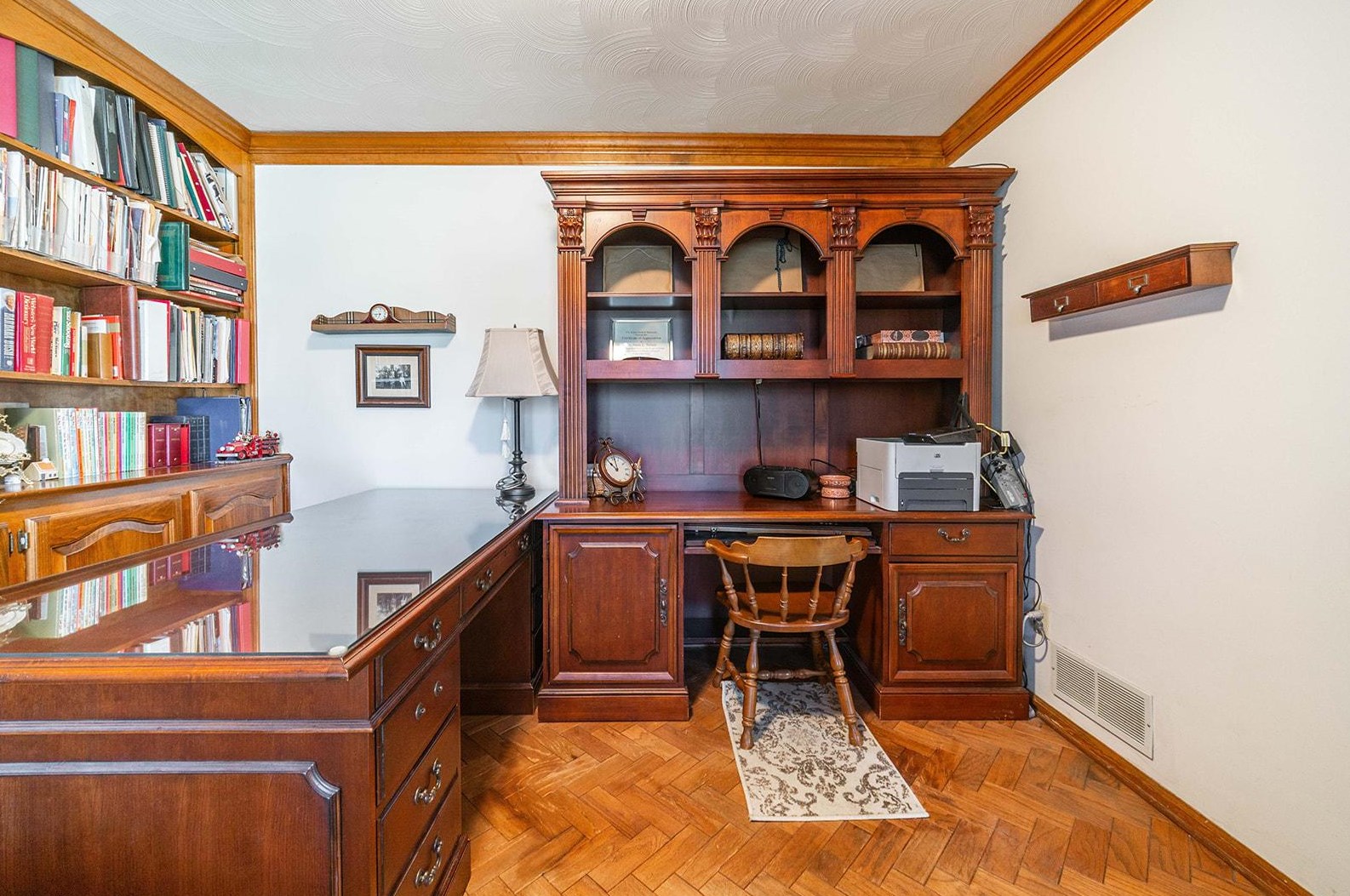 395 Meditation Ln, Columbus OH 43235-1456 exterior