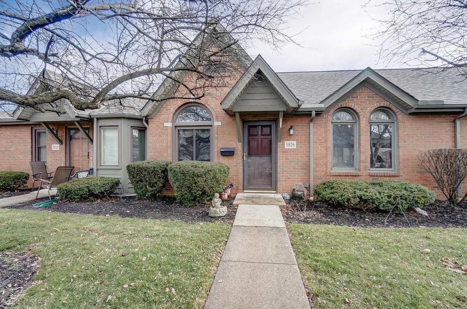 5826 Thada Ln, Columbus, OH 43229-3474