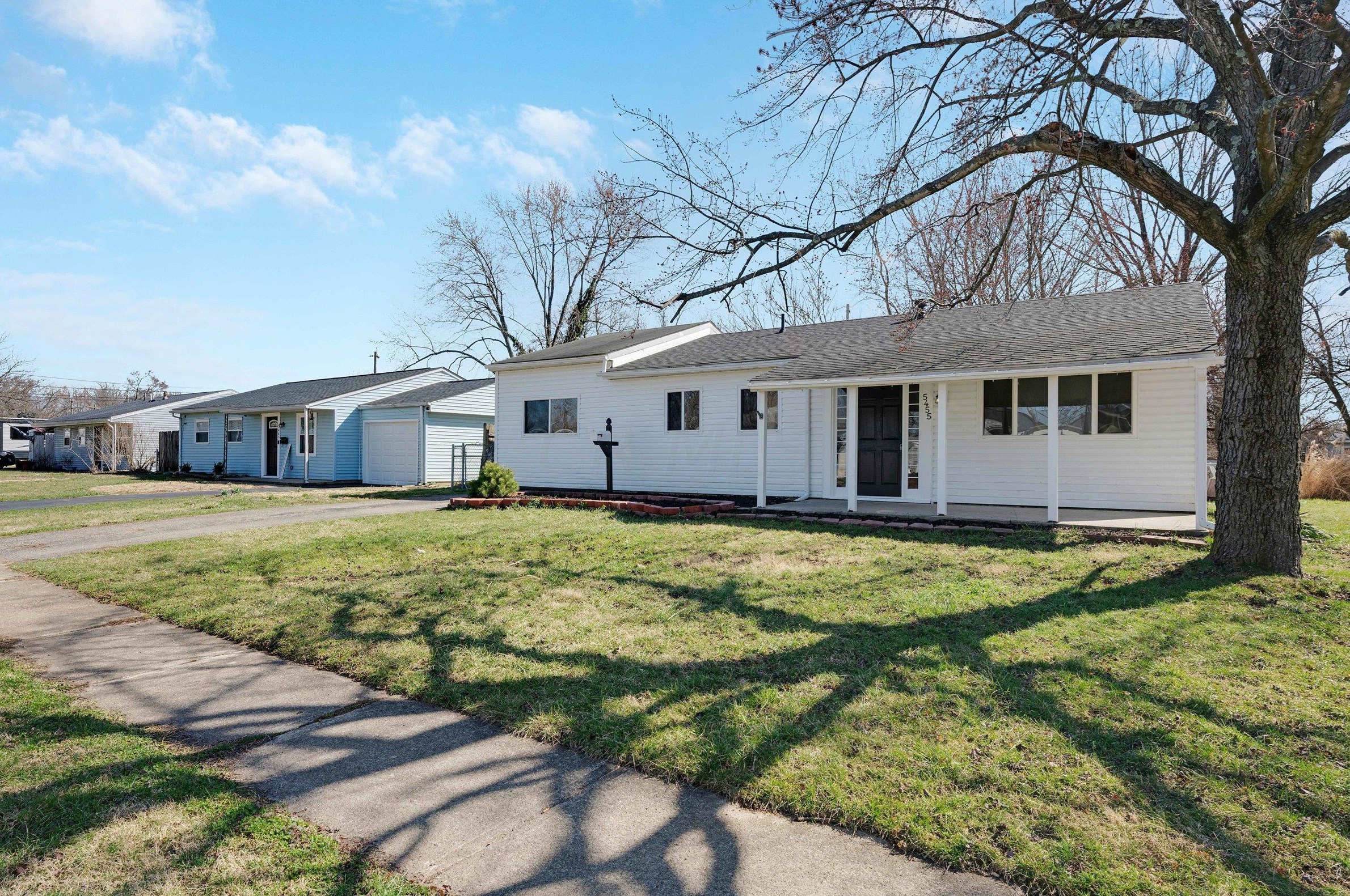 5455 Inlet Dr, Columbus, OH 43232-6313
