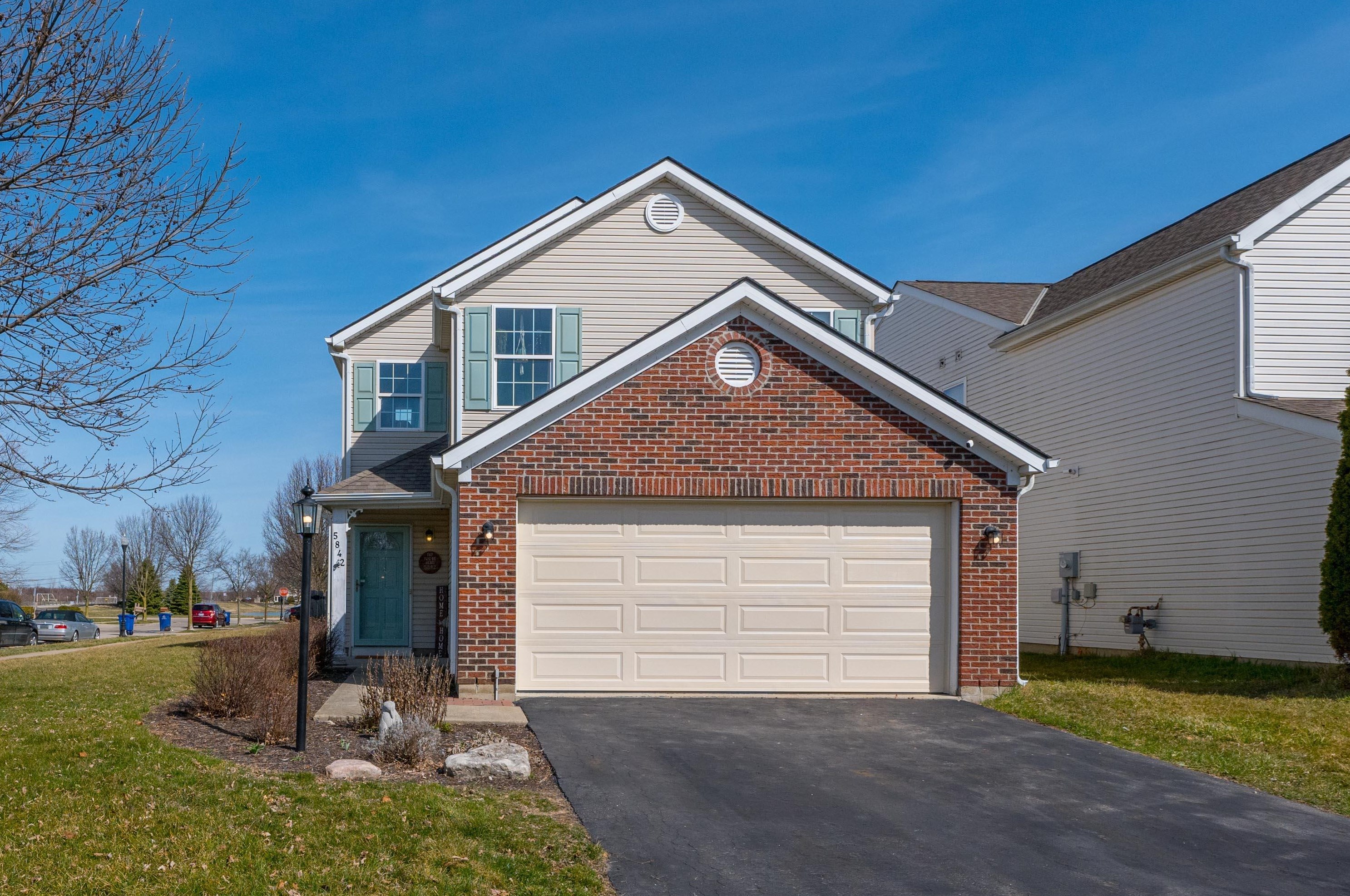 5842 Stonepath Dr, Hilliard, OH 43026-6062