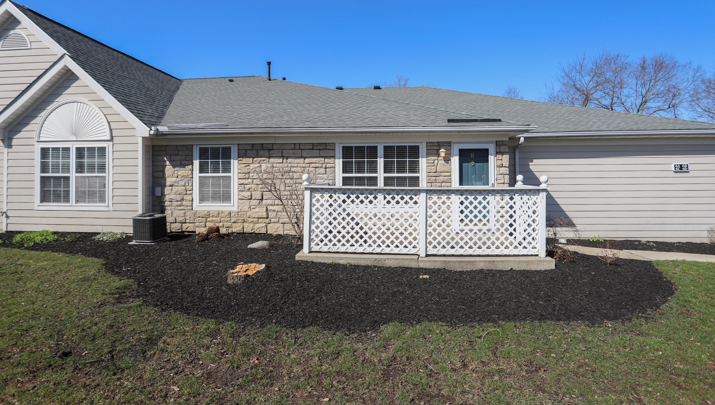 185 Groveport Pike, Cnl Wnchstr, OH 43110-2016