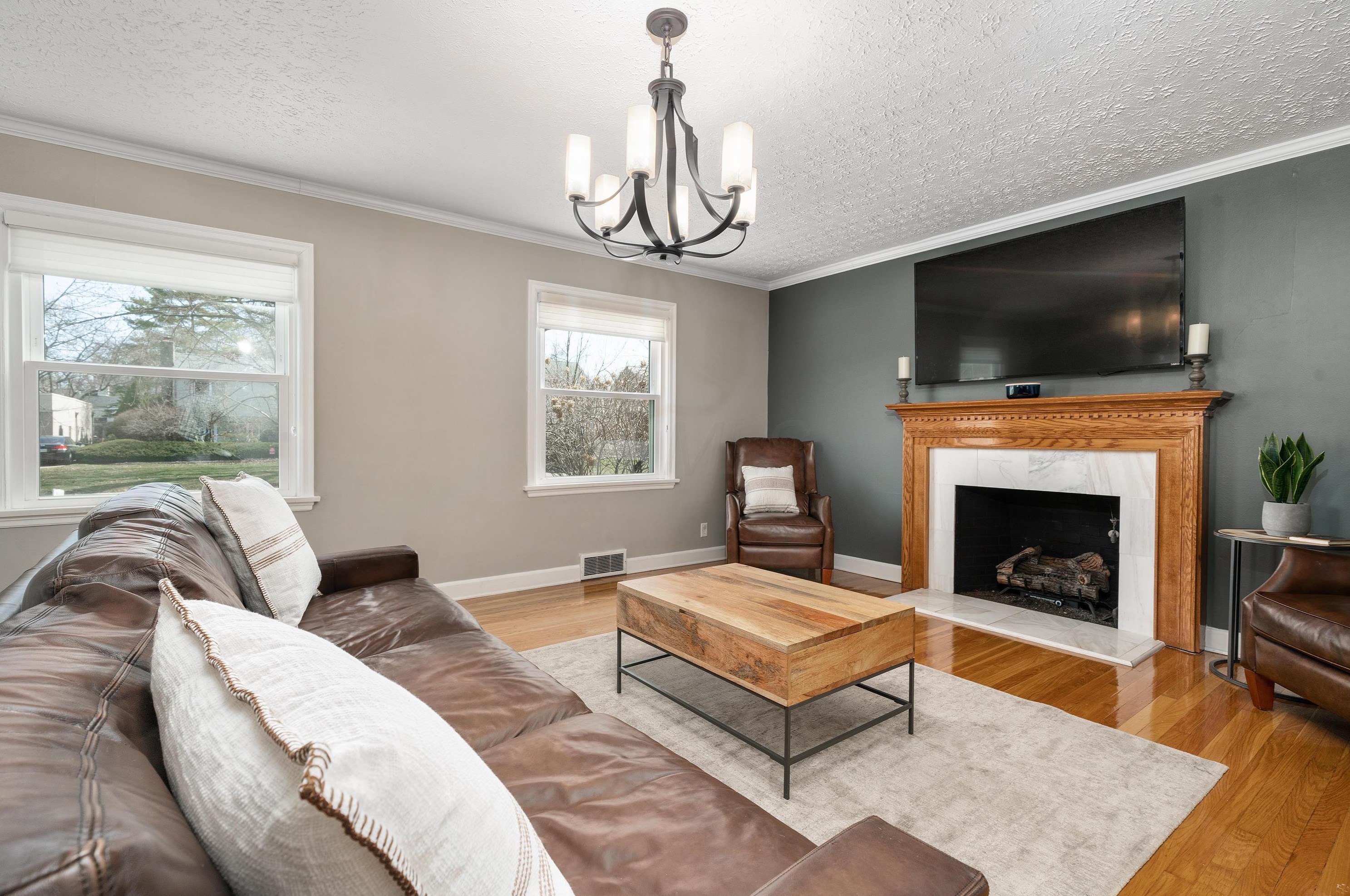 167 Roosevelt Ave, Columbus OH 43209-1558 exterior