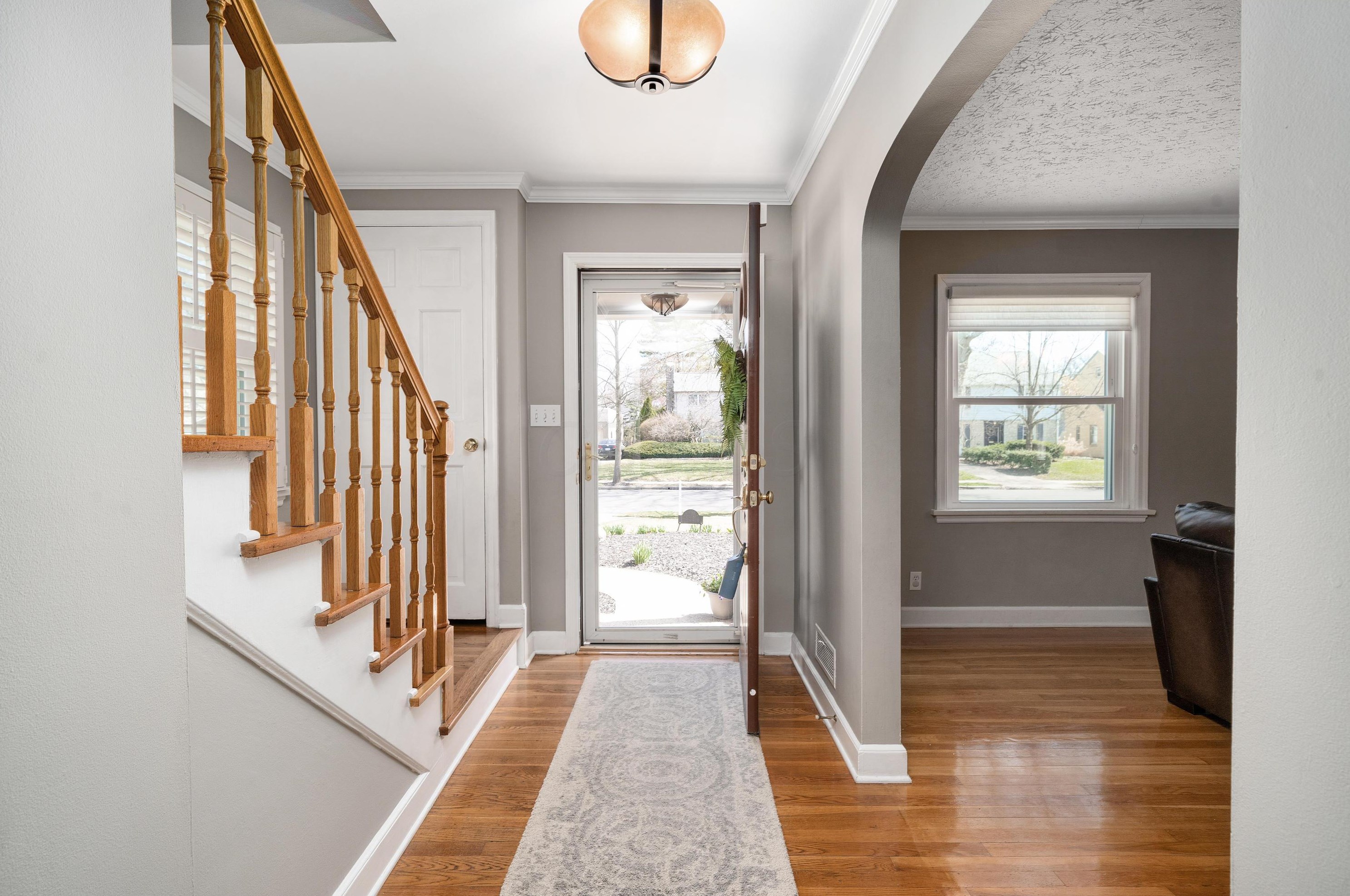 167 Roosevelt Ave, Columbus OH 43209-1558 exterior