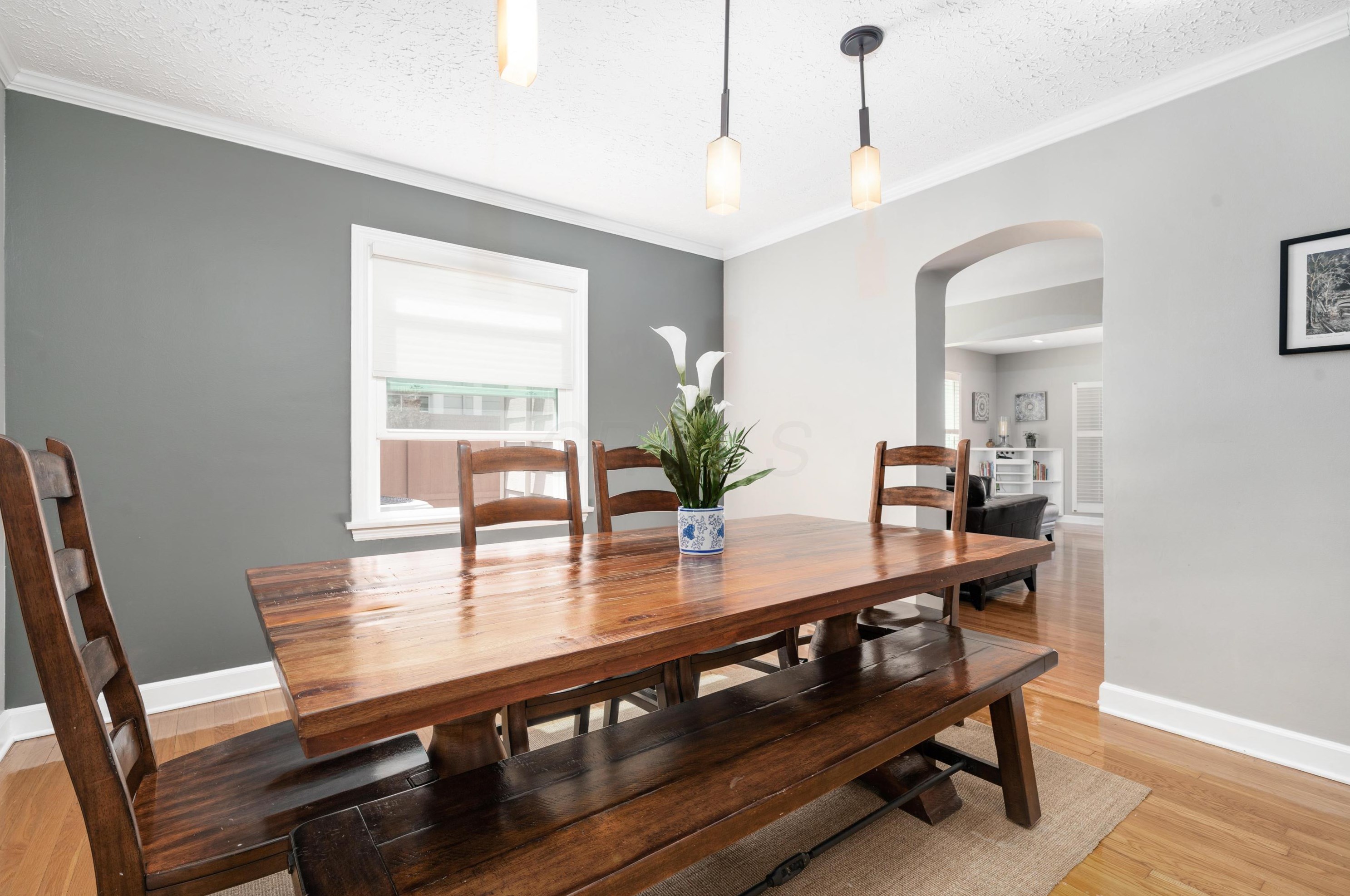 167 Roosevelt Ave, Columbus OH 43209-1558 exterior