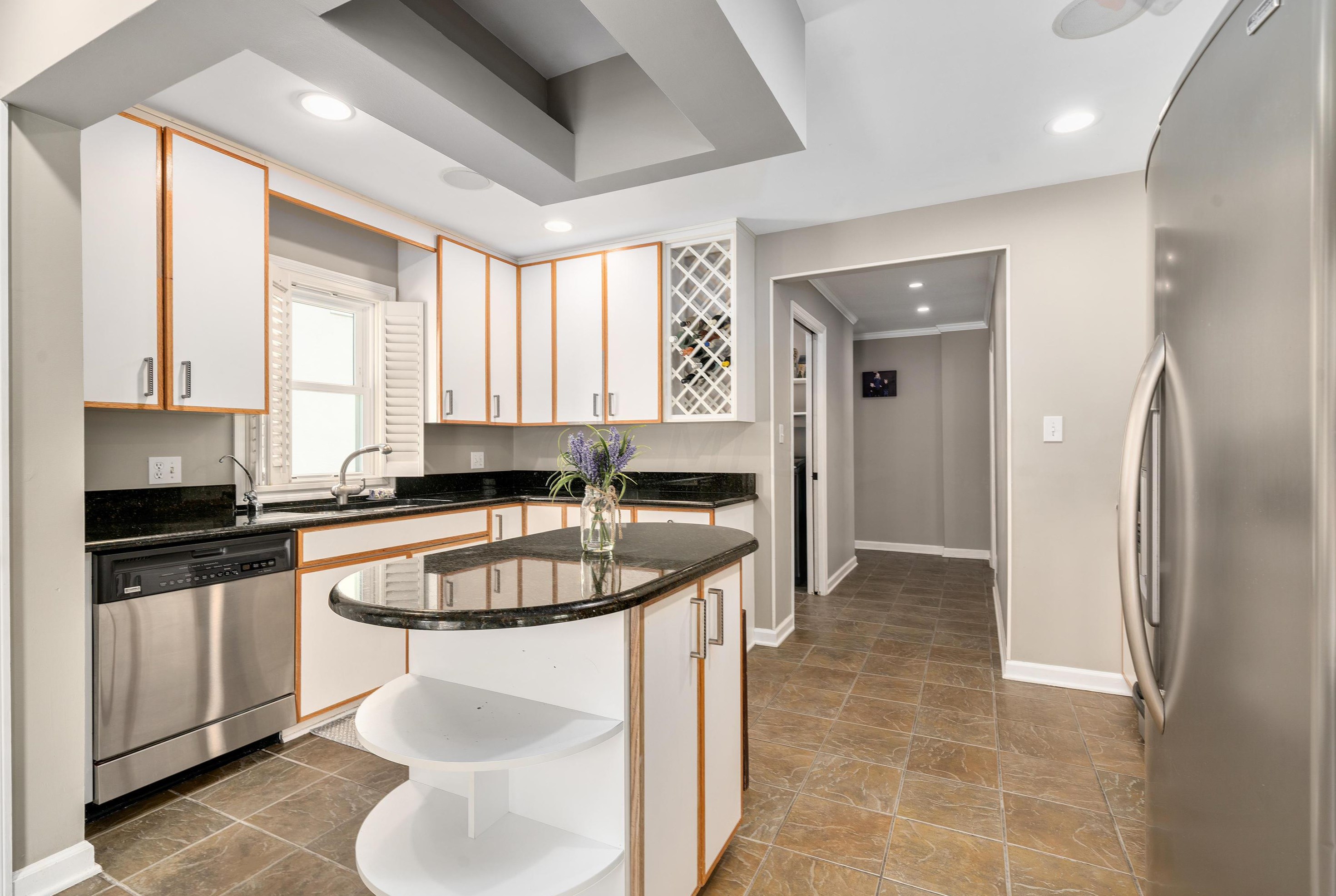 167 Roosevelt Ave, Columbus OH 43209-1558 exterior