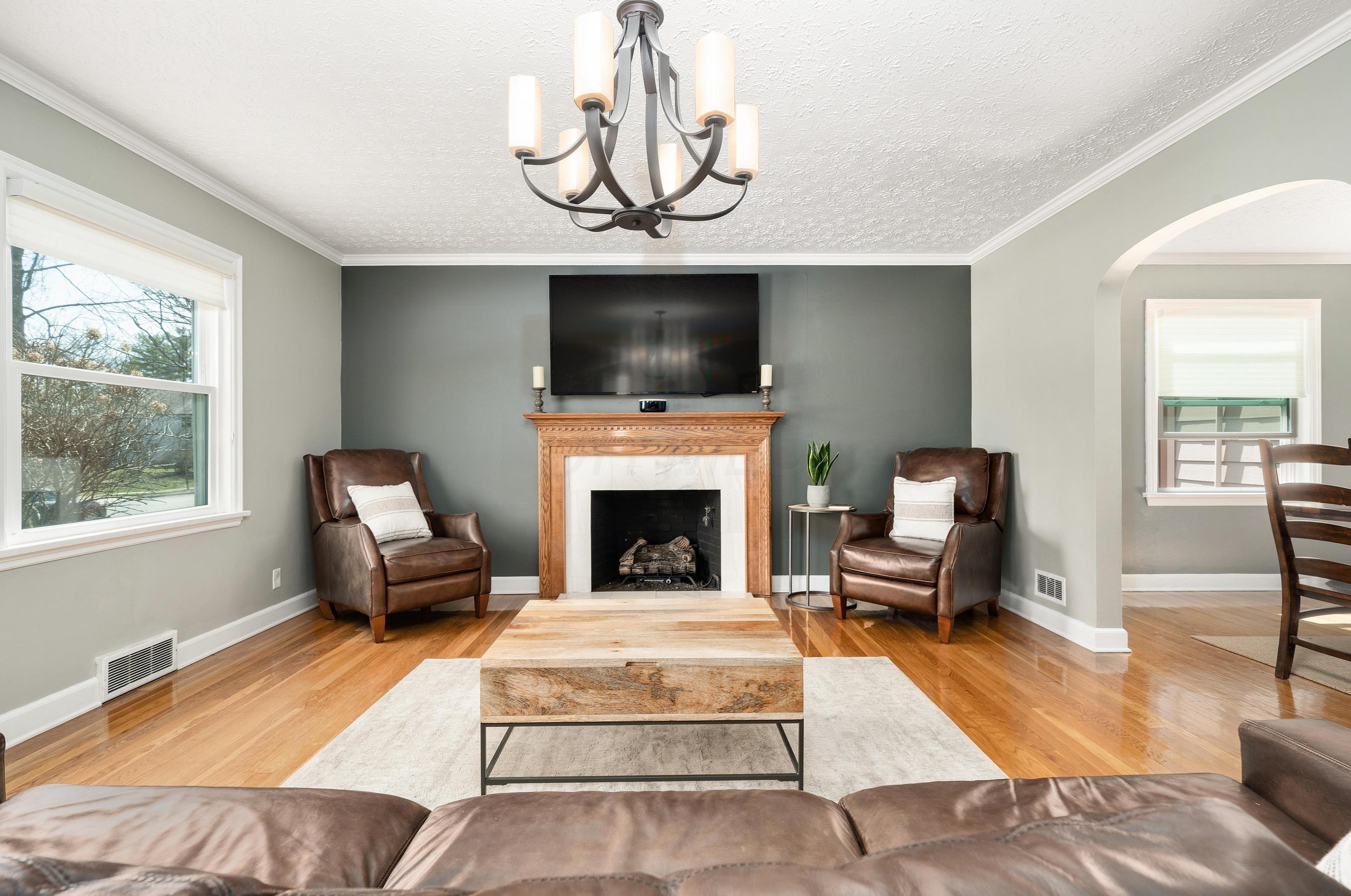 167 Roosevelt Ave, Columbus OH 43209-1558 exterior