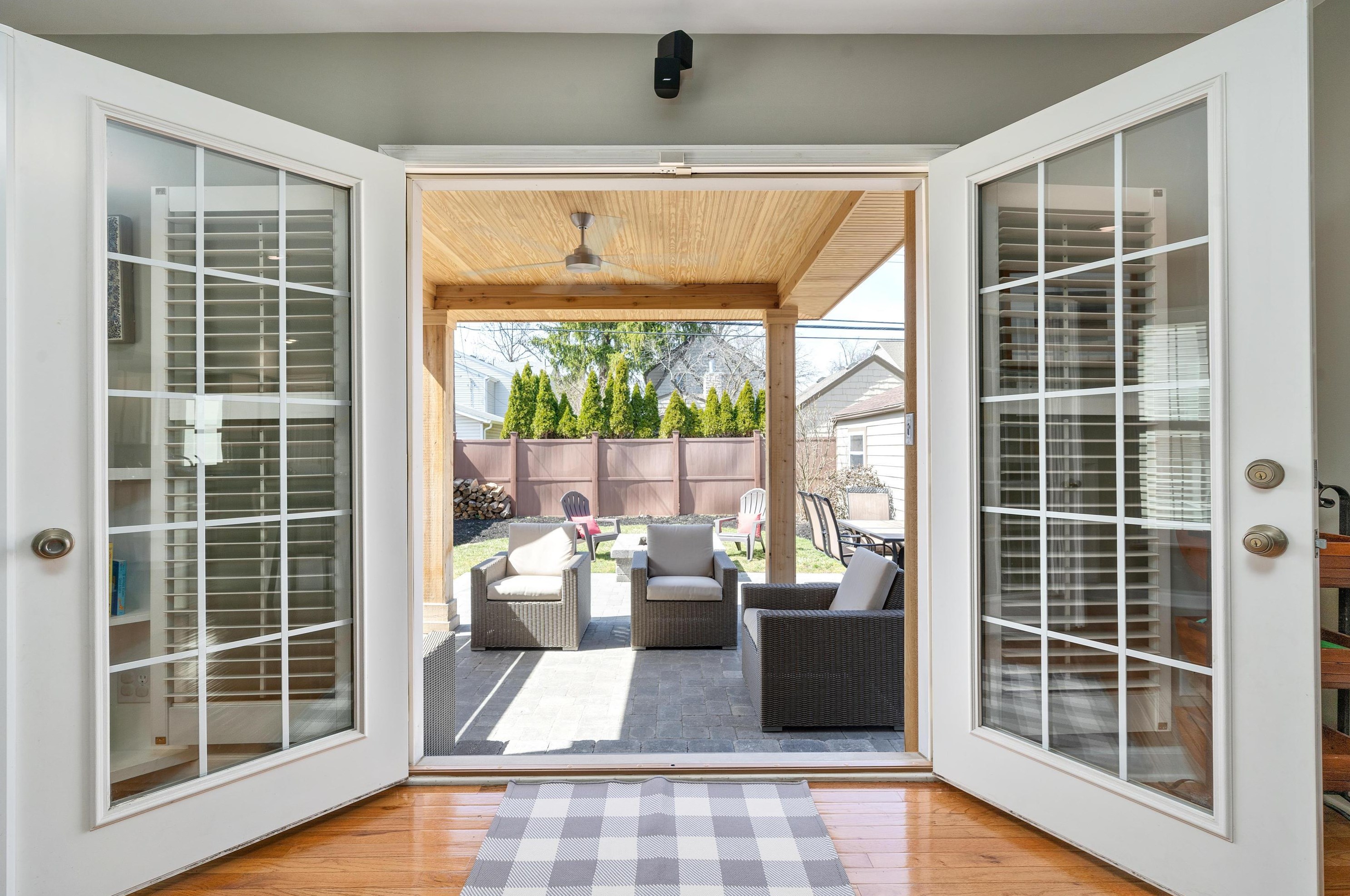 167 Roosevelt Ave, Columbus OH 43209-1558 exterior