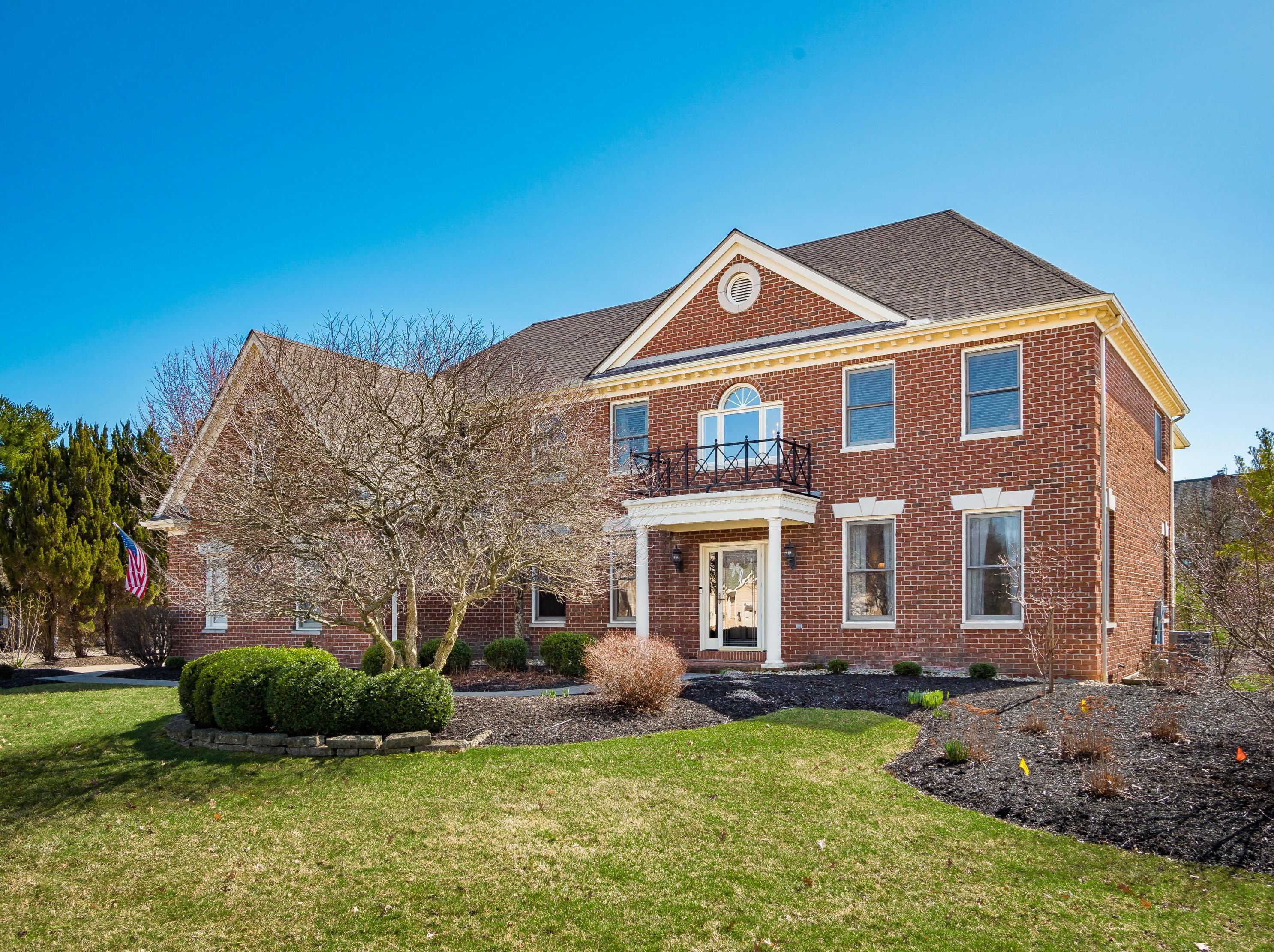 8660 Bunch Flower Ct, Westerville, OH 43082-8237