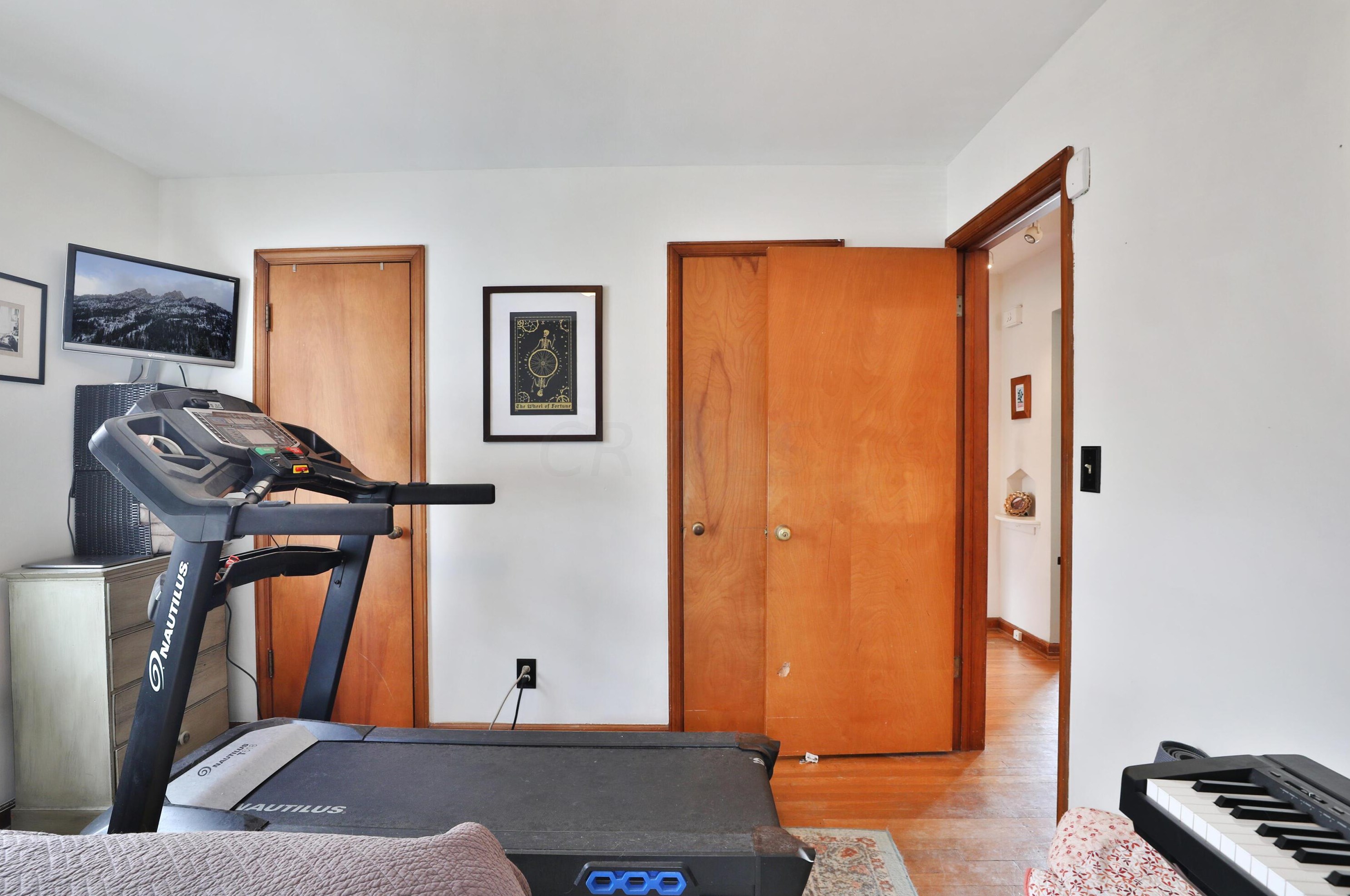 914 Chesterfield Rd, Columbus OH 43209-1511 exterior