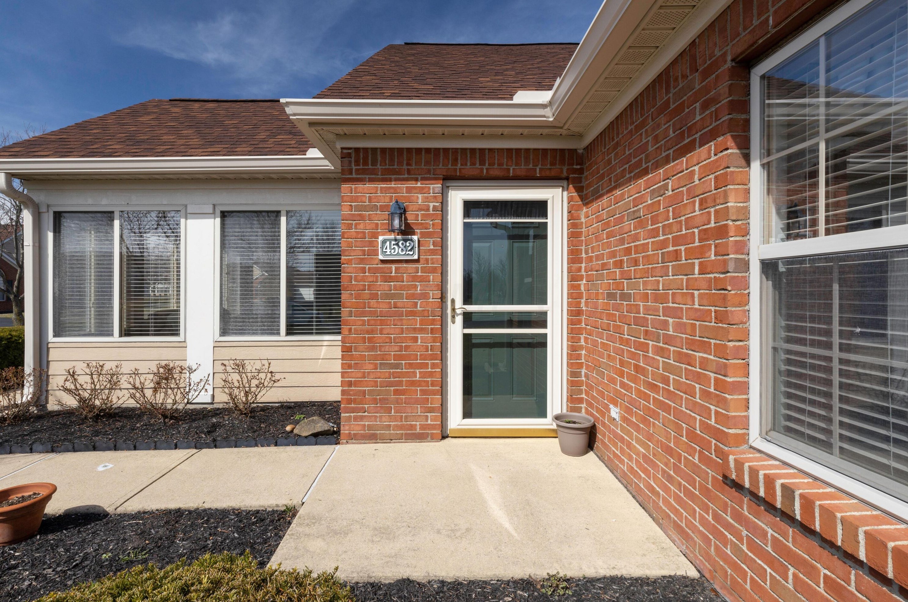4582 Collingwood Pointe Pl, Columbus, OH 43230-8435