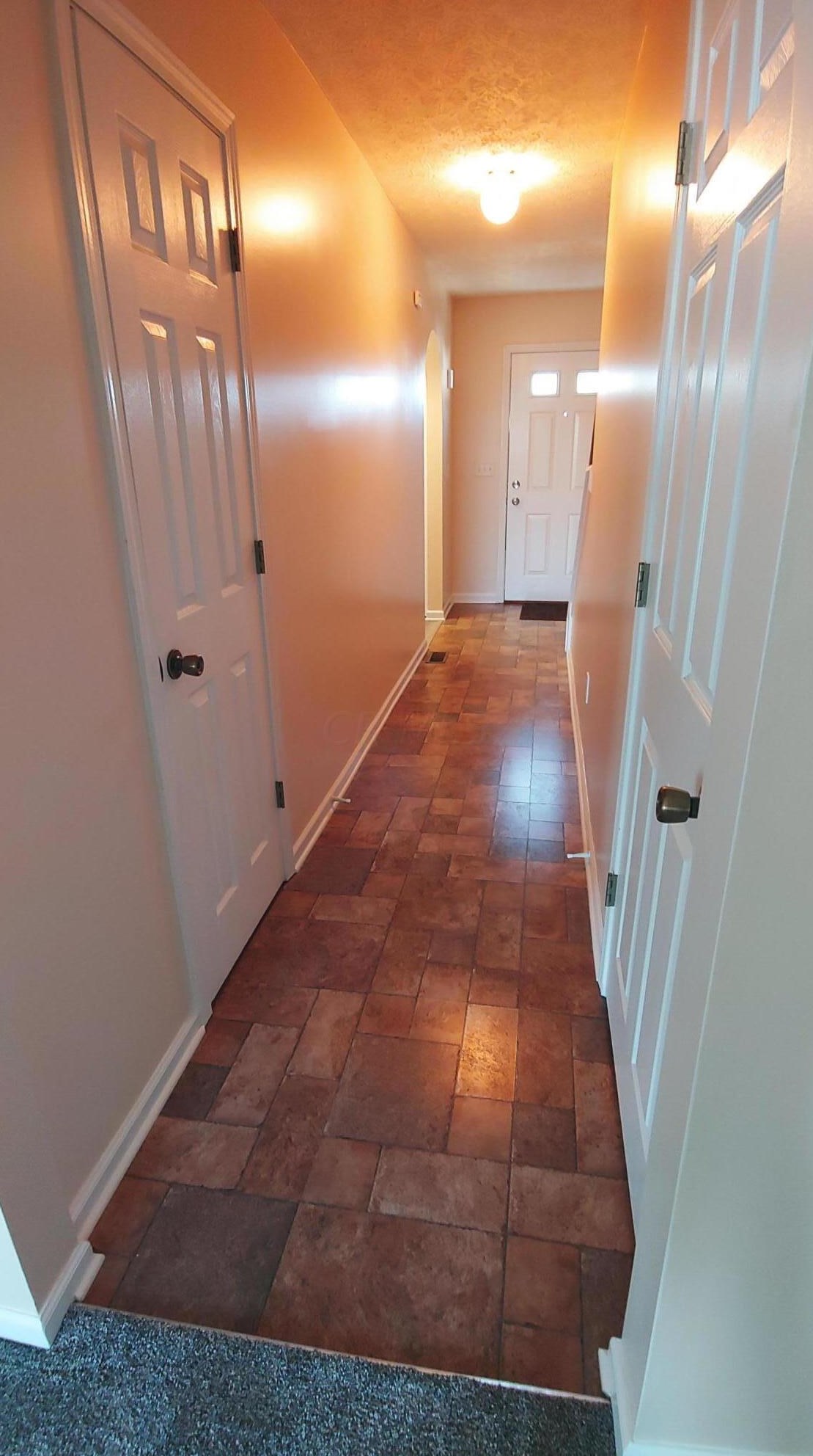 595 Faith Ann Dr, Pataskala, OH 43062