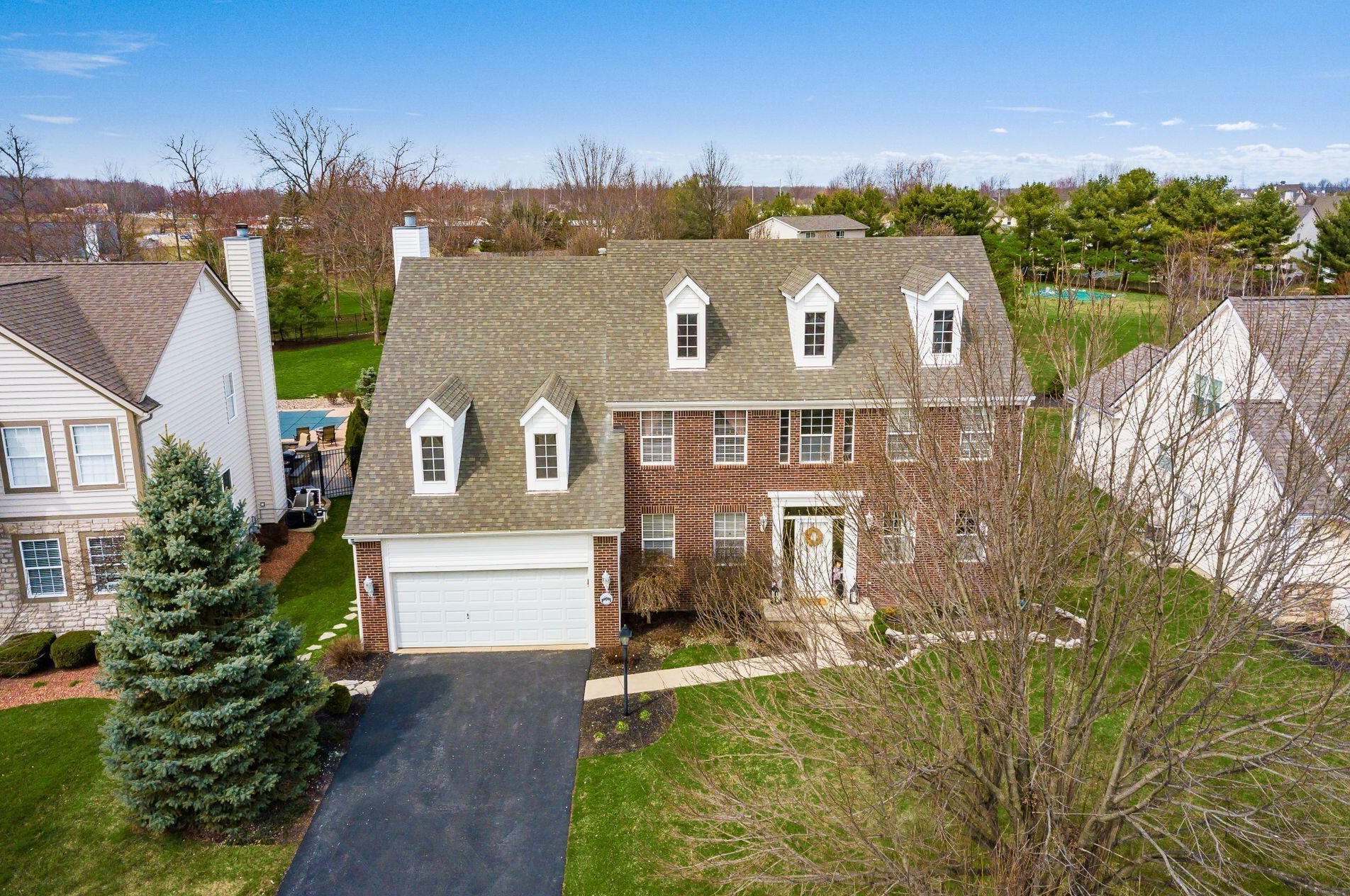 263 Trail E, Pataskala, OH 43062