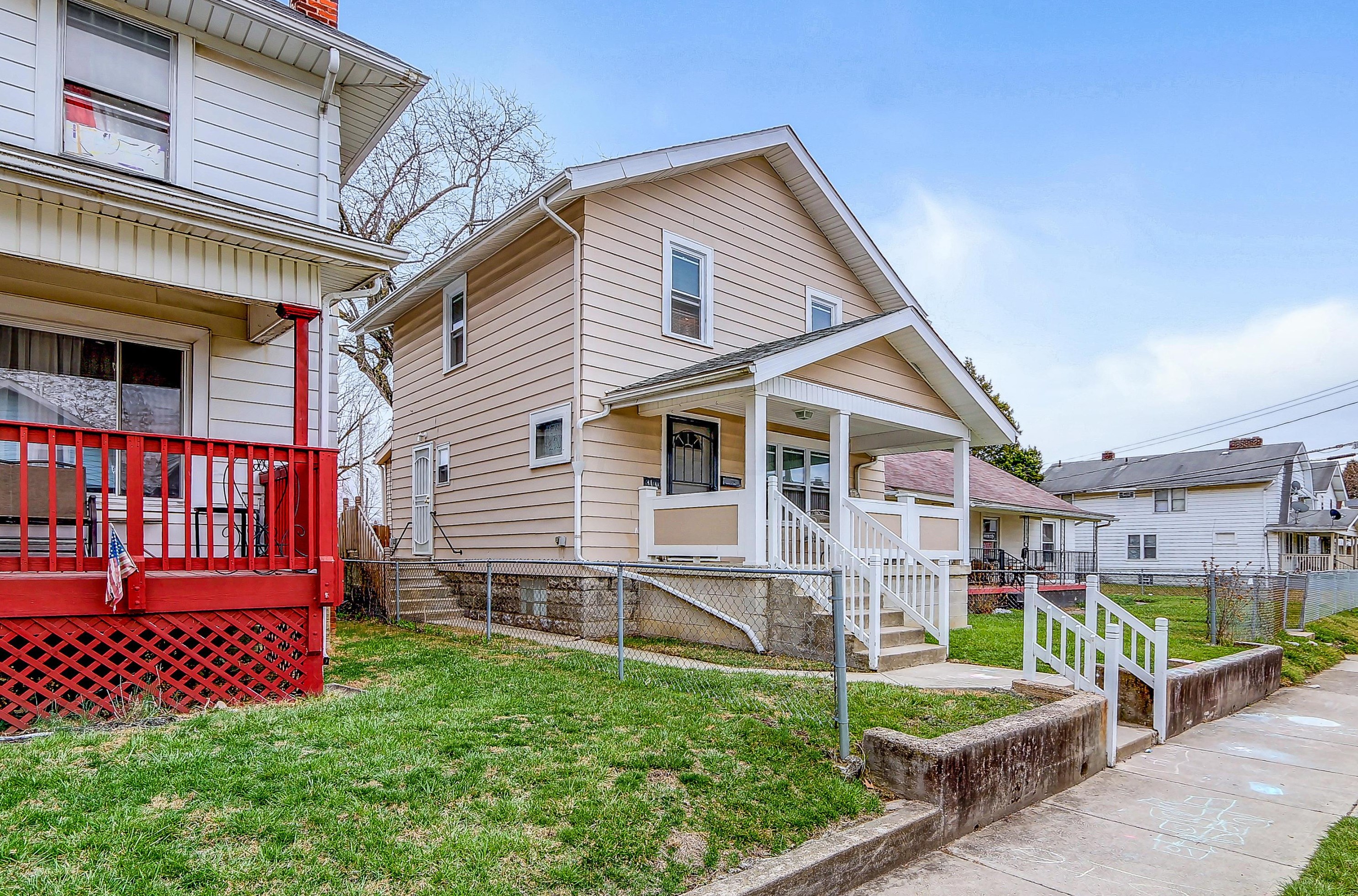 300 Wayne Ave, Columbus, OH 43204-3237