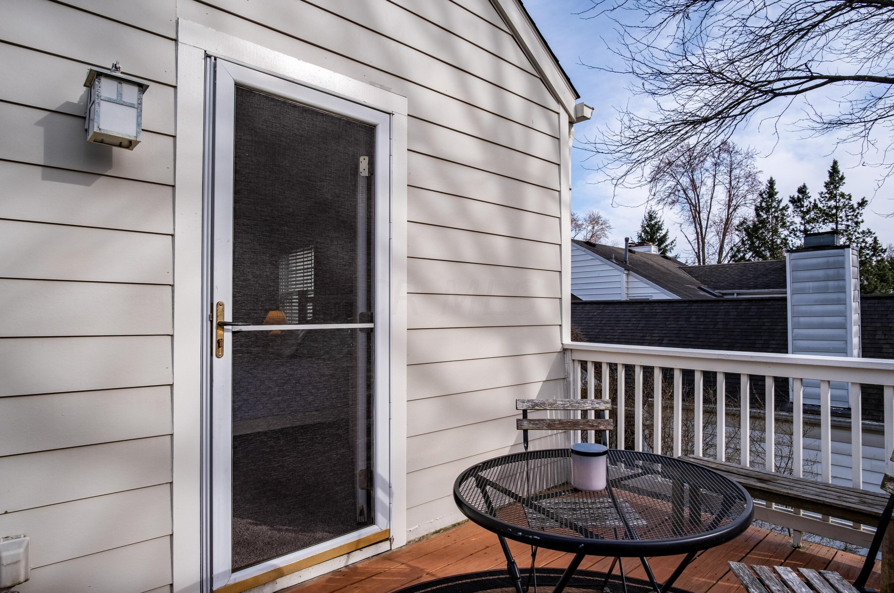 2579 Berwyn Rd, Columbus OH 43221-3205 exterior