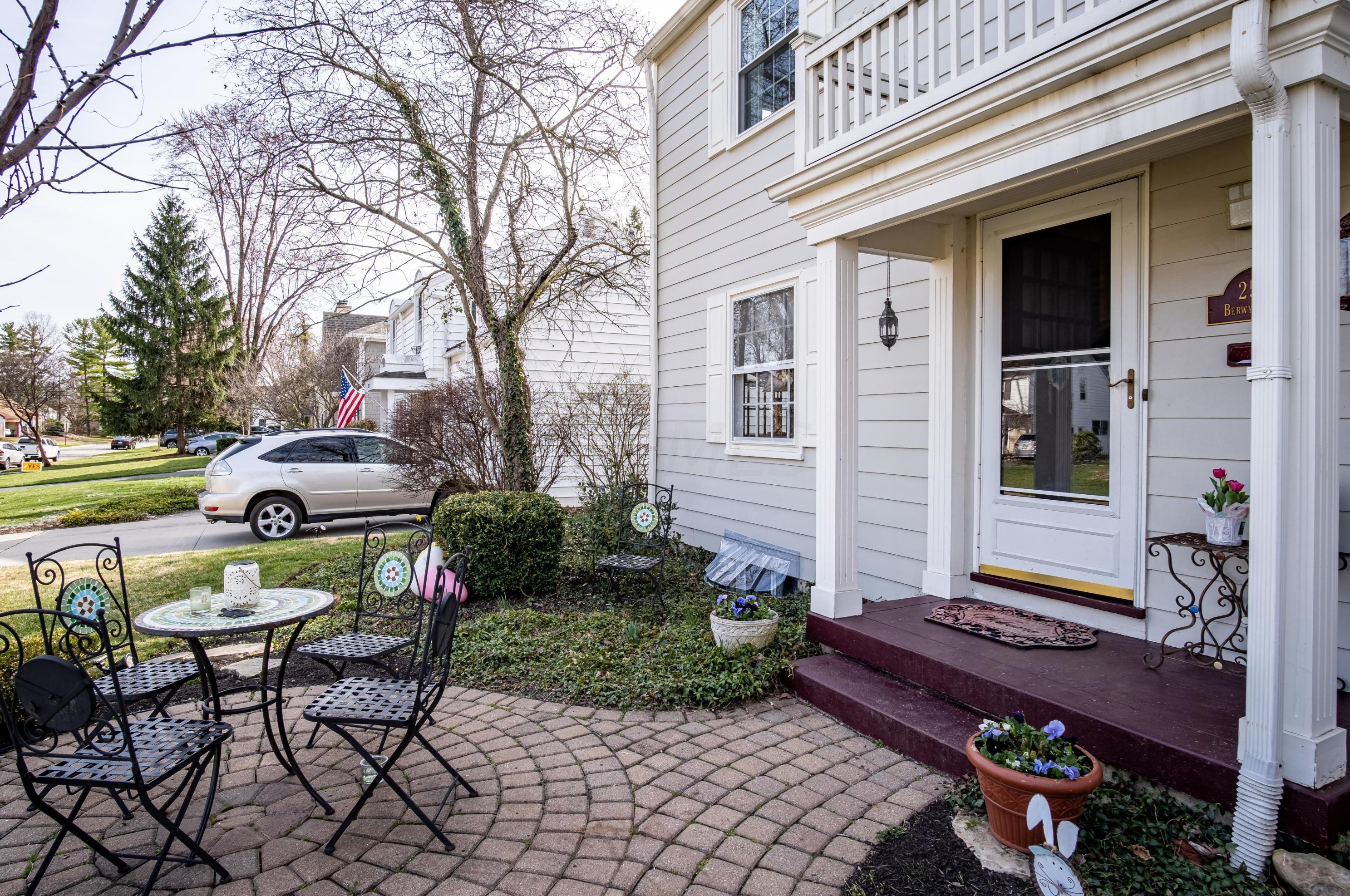 2579 Berwyn Rd, Columbus OH 43221-3205 exterior