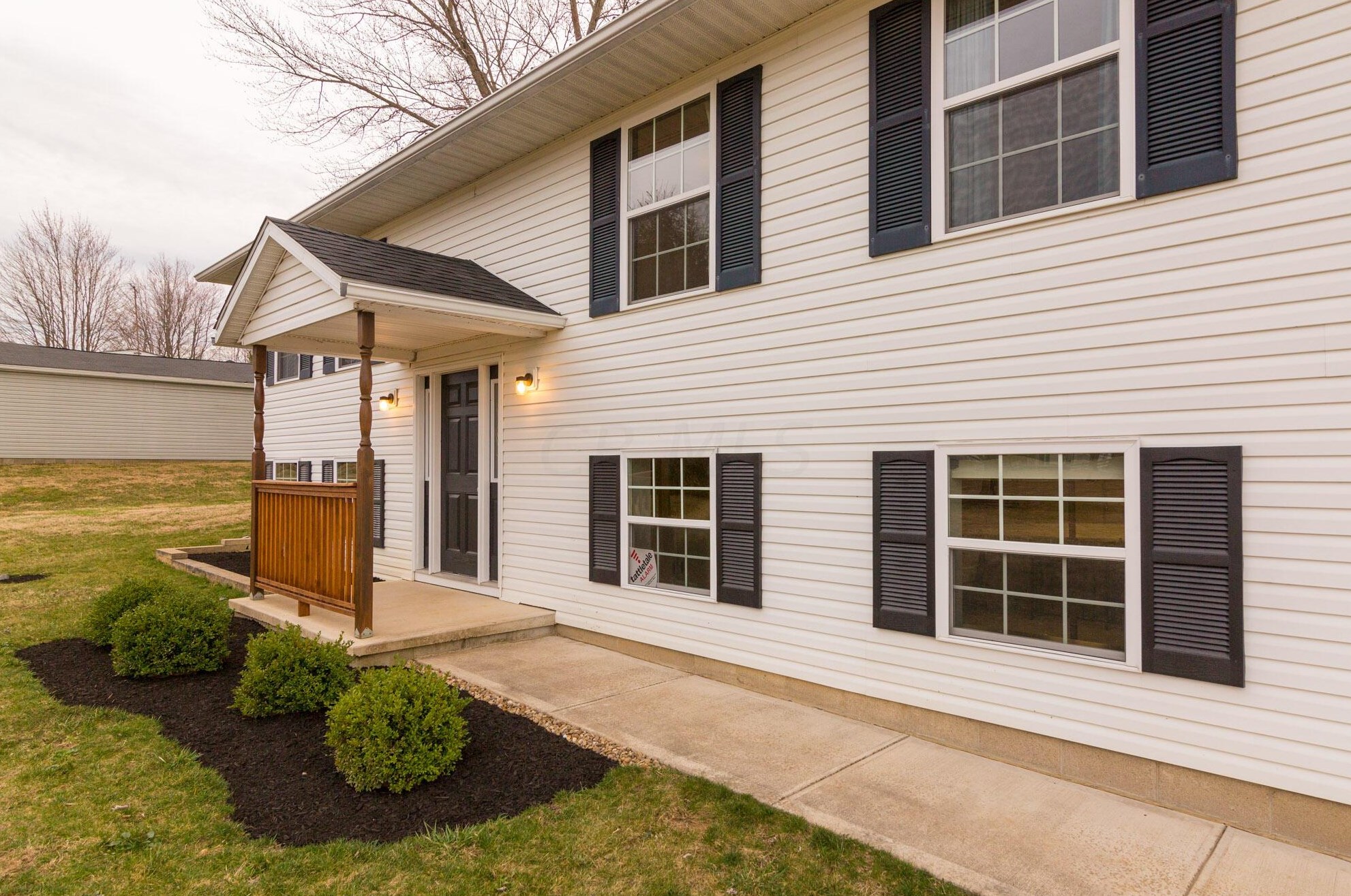 6345 Granville Rd, Mount Vernon, OH 43050