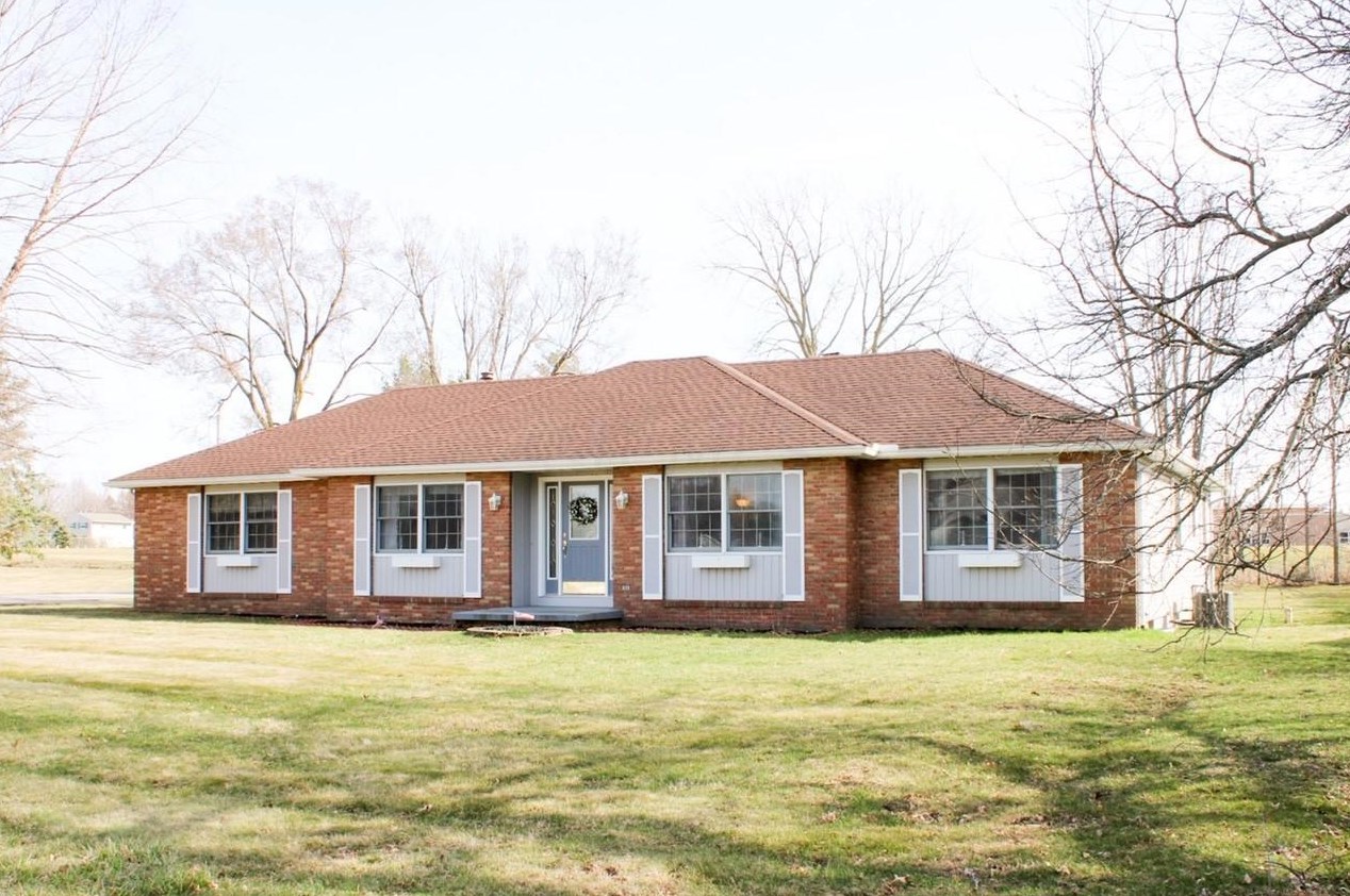 905 Downing Pl, Sugar Grove Lake, OH 44833