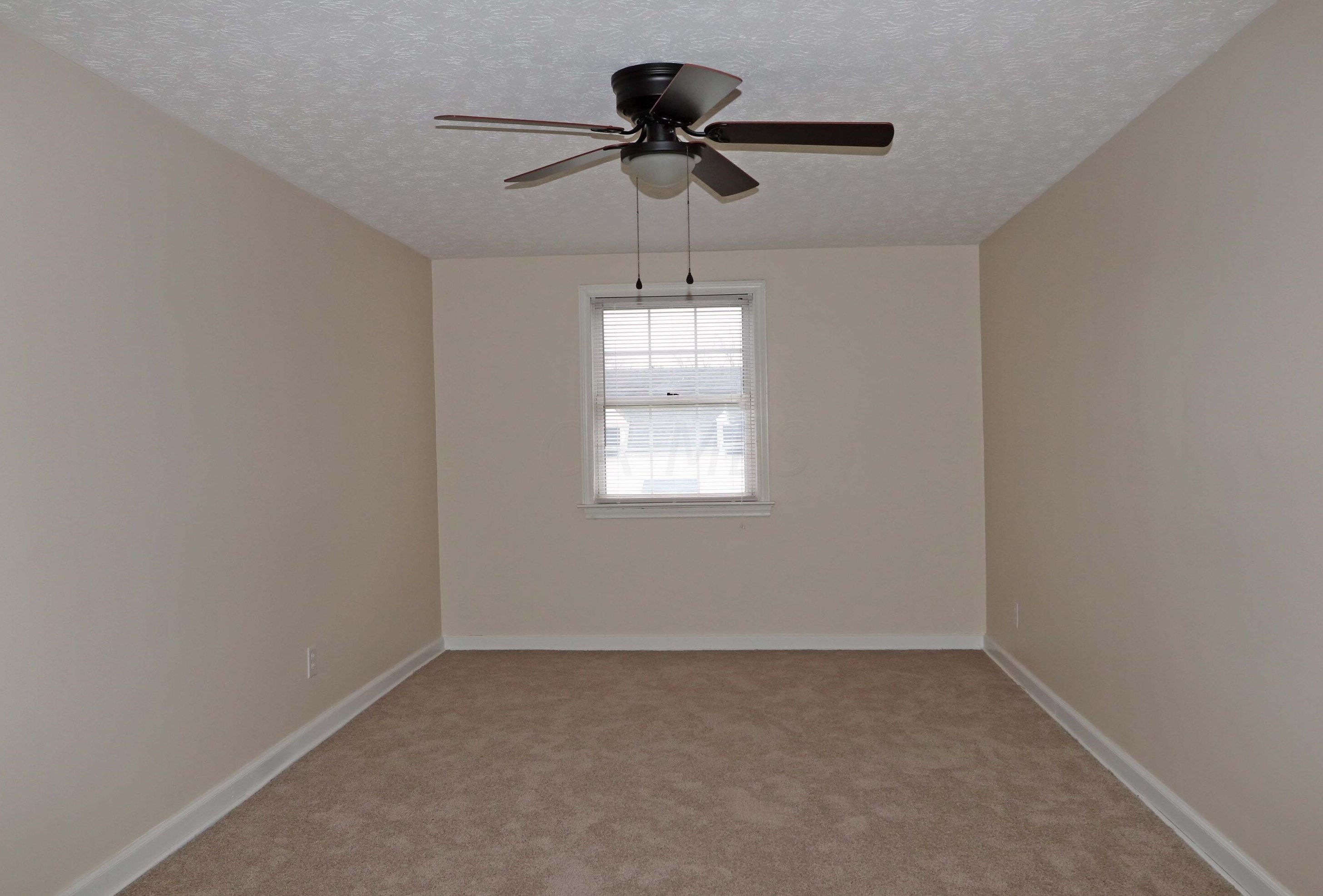 1181 Kelton Ave, Columbus OH 43205-2423 exterior