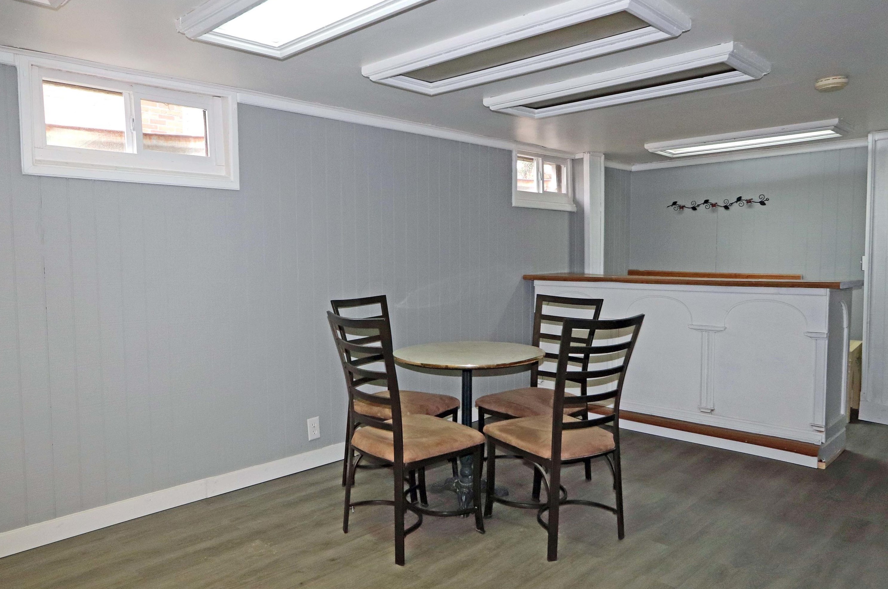 1181 Kelton Ave, Columbus OH 43205-2423 exterior