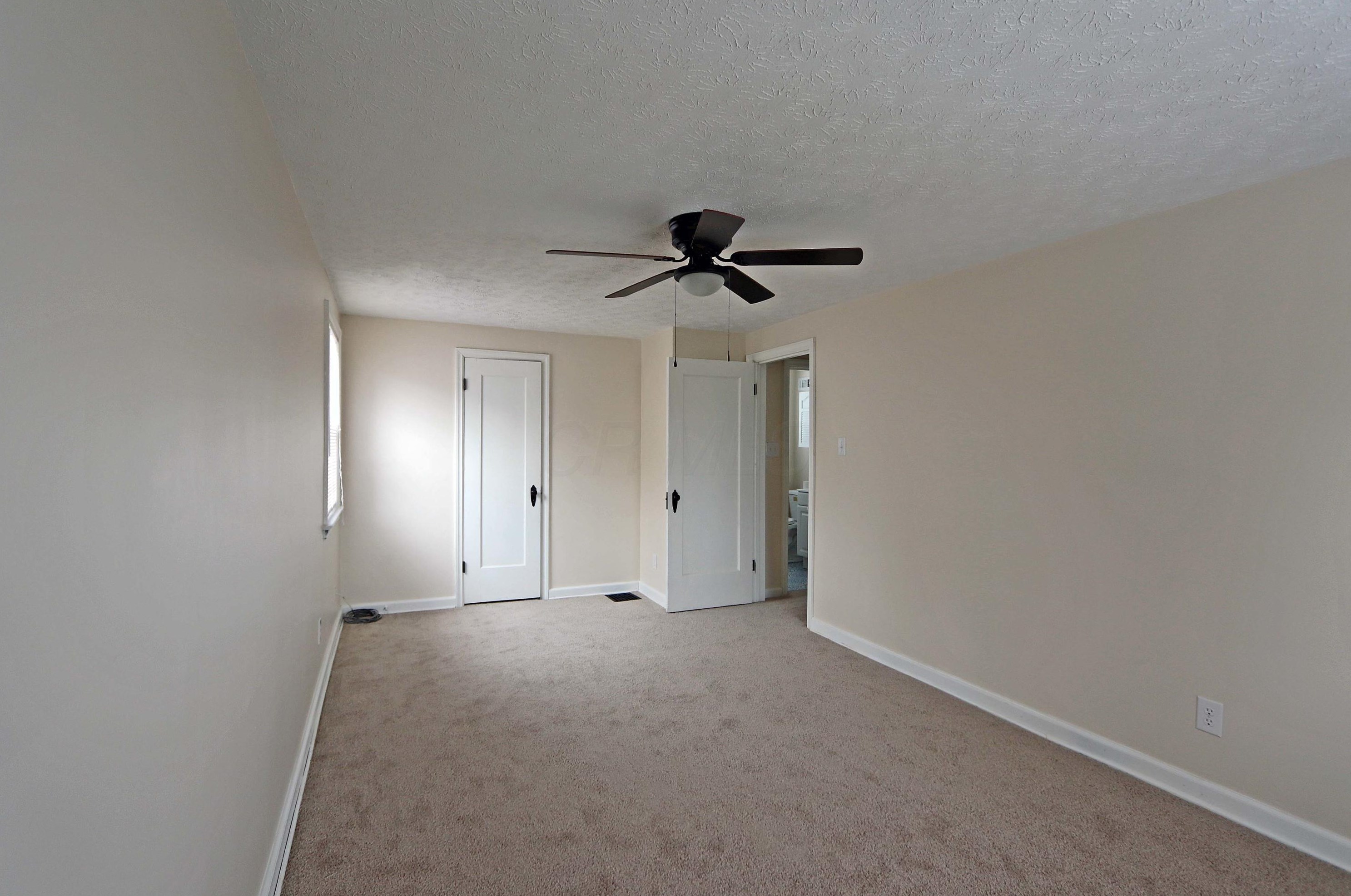 1181 Kelton Ave, Columbus OH 43205-2423 exterior