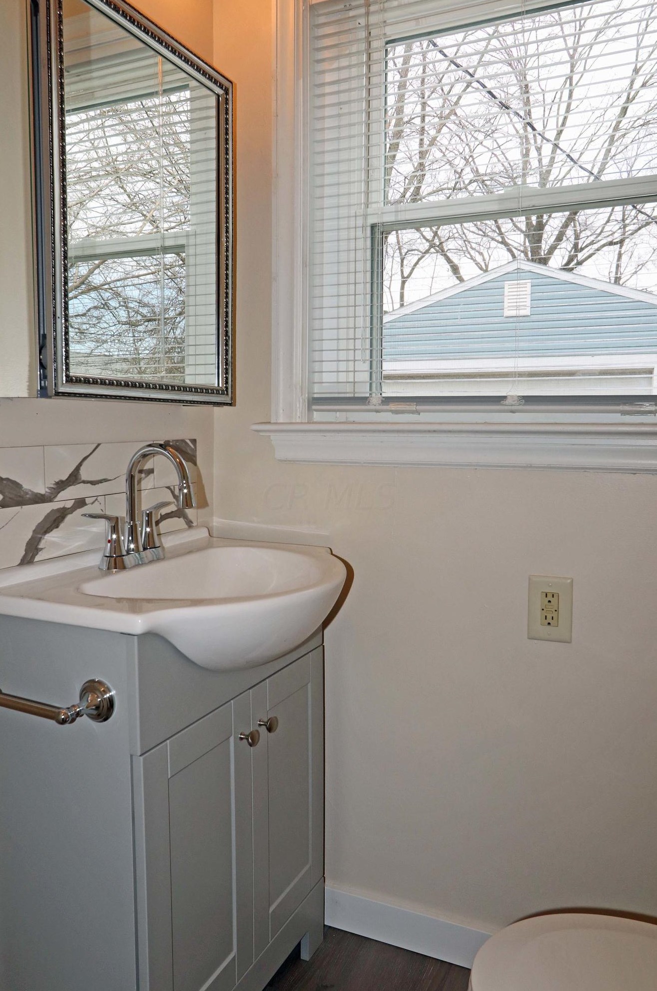 1181 Kelton Ave, Columbus OH 43205-2423 exterior