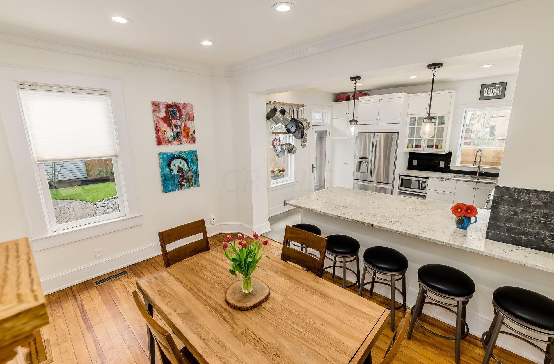 661 Grant Ave, Columbus, OH 43206-1216