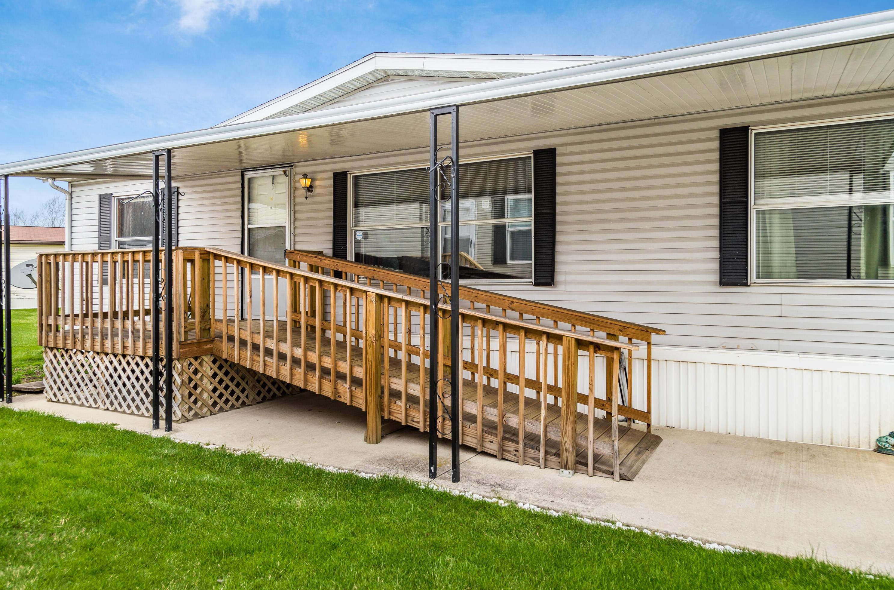 30 Winter Pine Dr, Delaware, OH 43015-2888