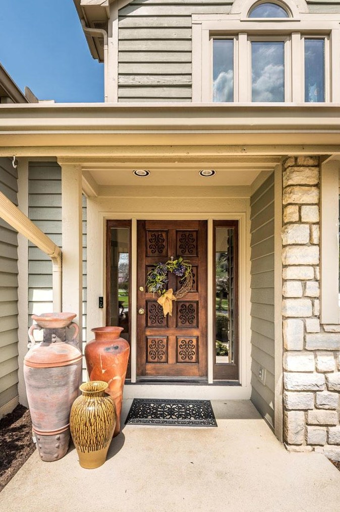 1194 Springtree Ln, Westerville, OH 43081-1973