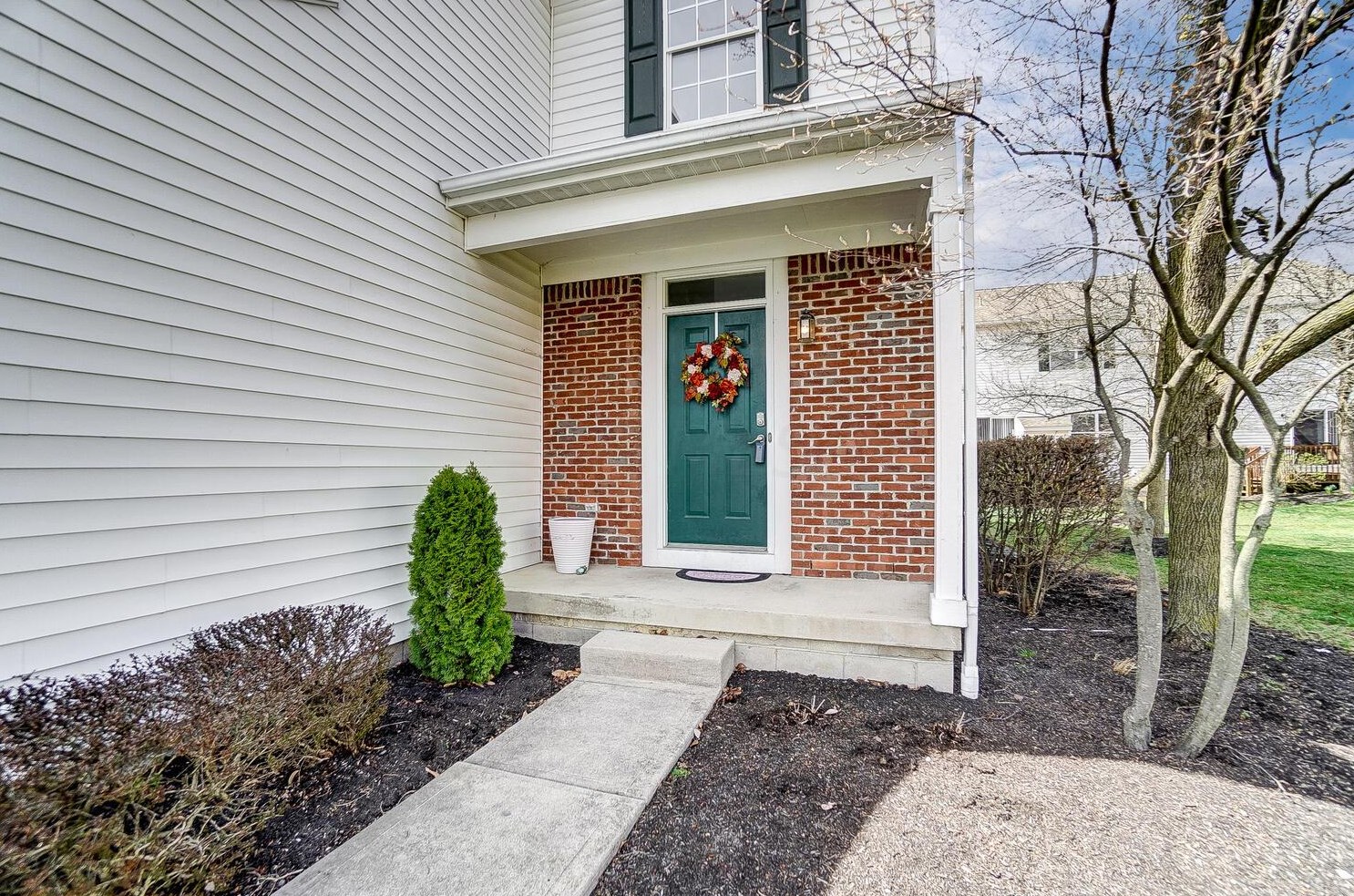 3977 Darby Park Rd, Hilliard, OH 43026-7526