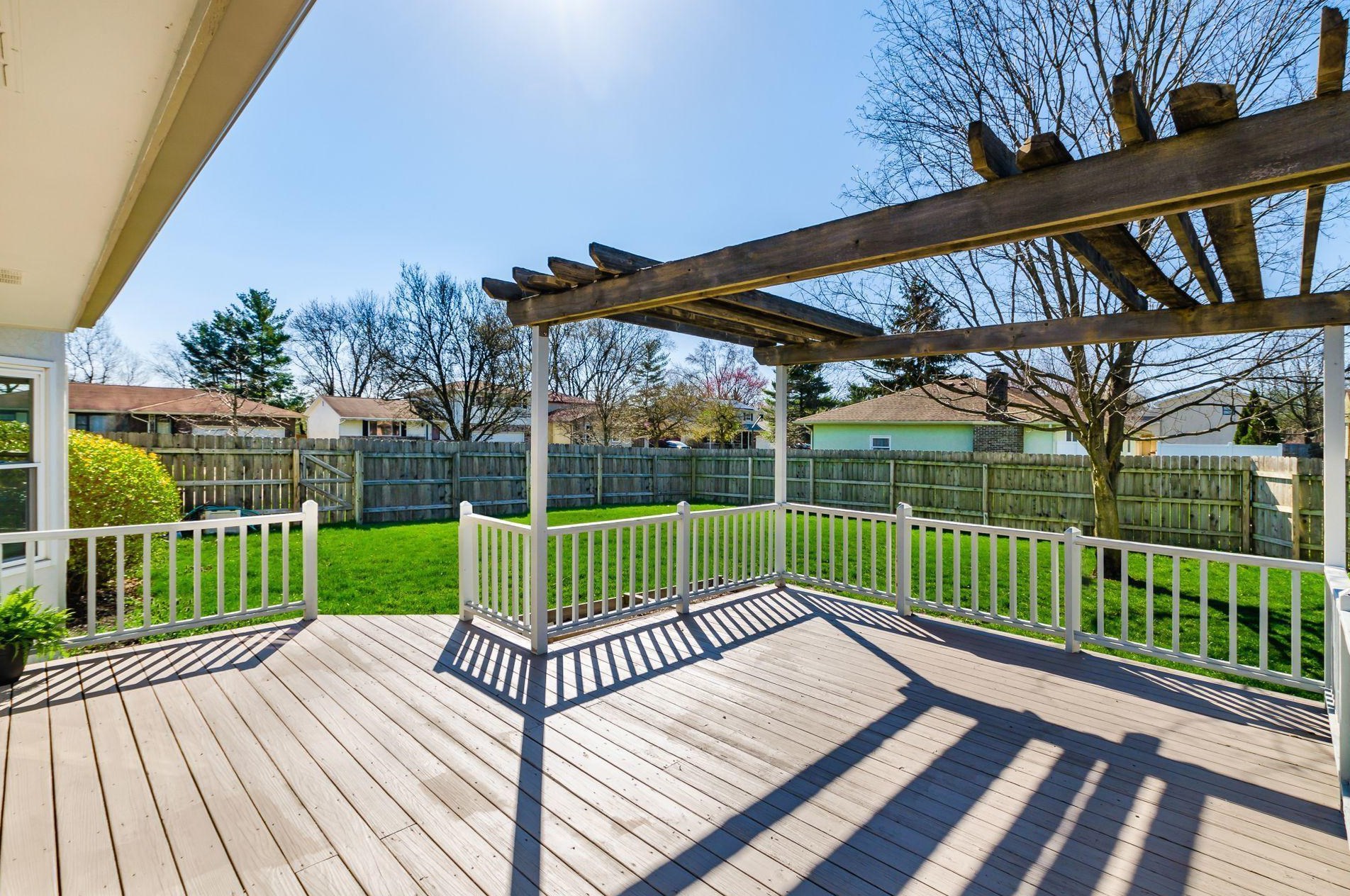 2851 Bella Via Ave, Columbus OH 43231-2305 exterior