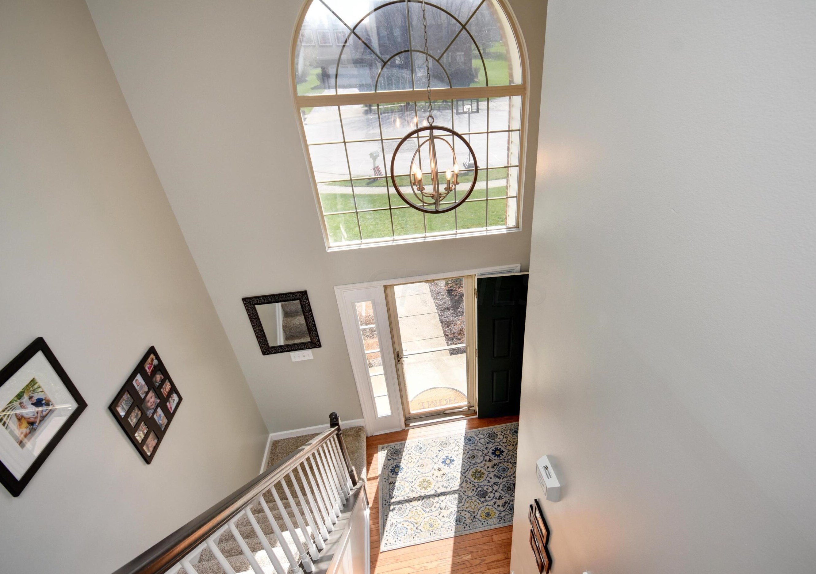 211 Ashley Ct, Columbus OH 43230-6250 exterior