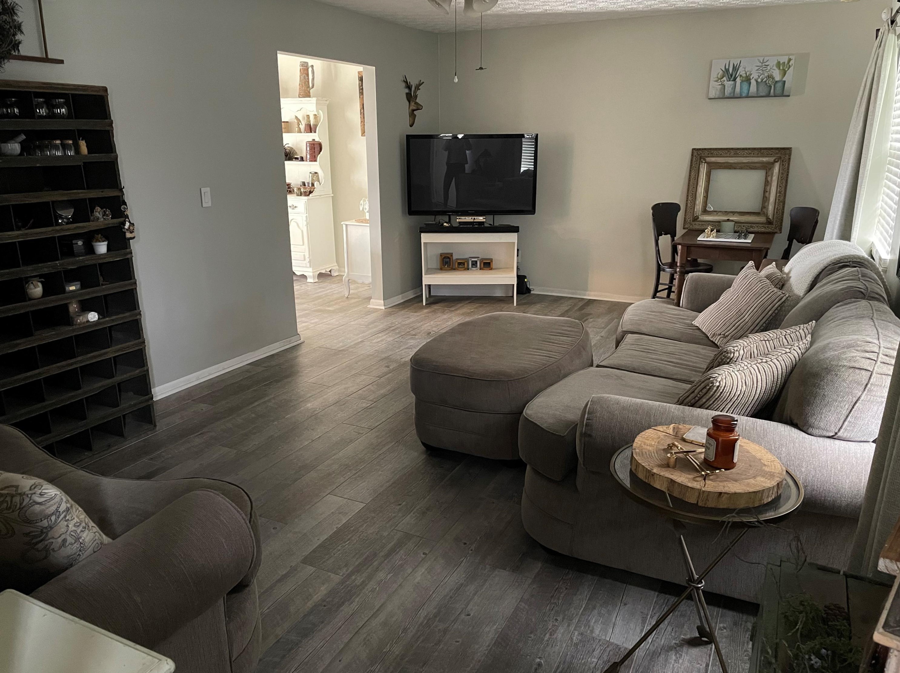 5200 Parkmoor Dr, Westerville, OH 43082-8838