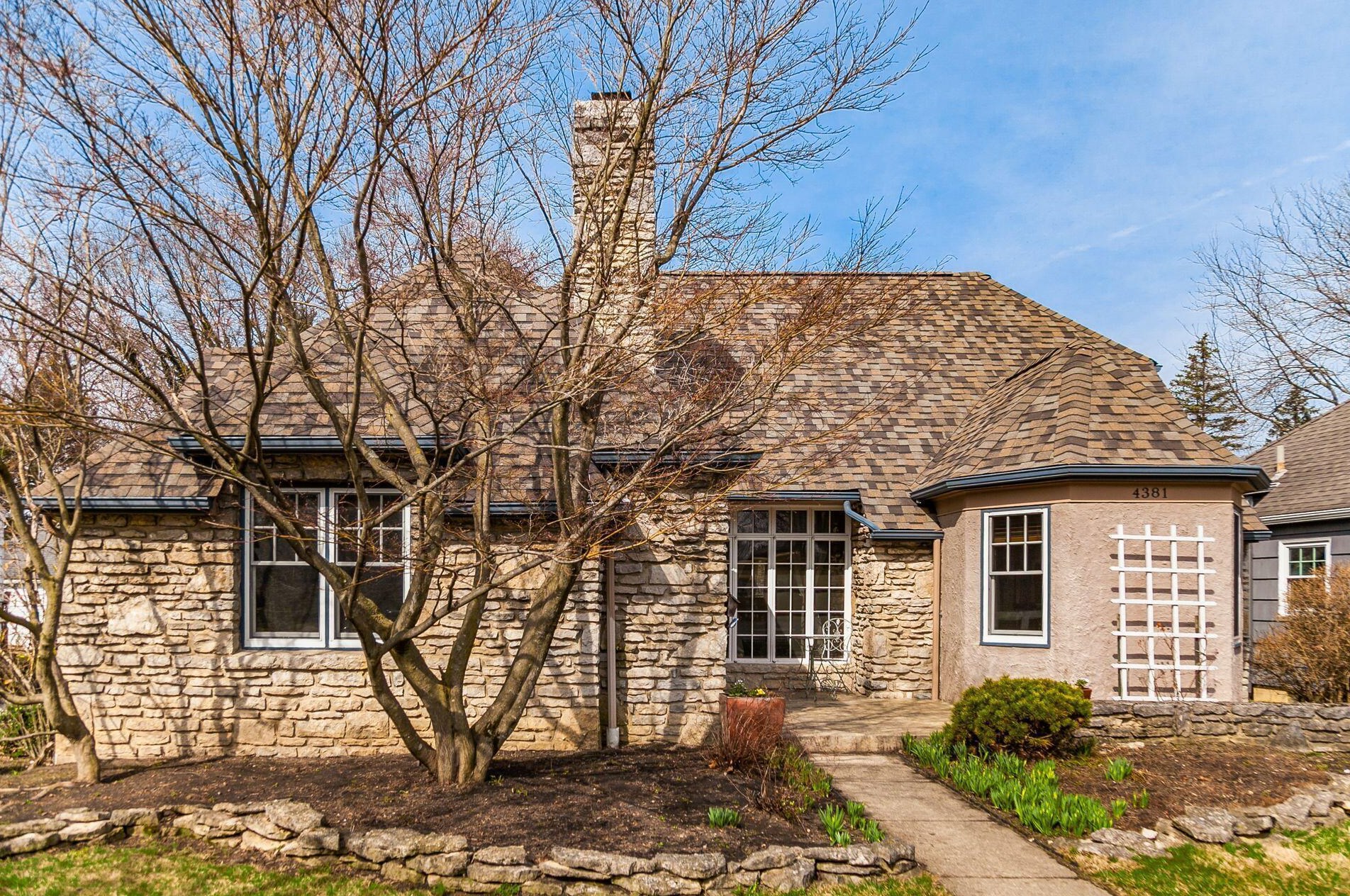 4381 Ingham Ave, Columbus, OH 43214-2750