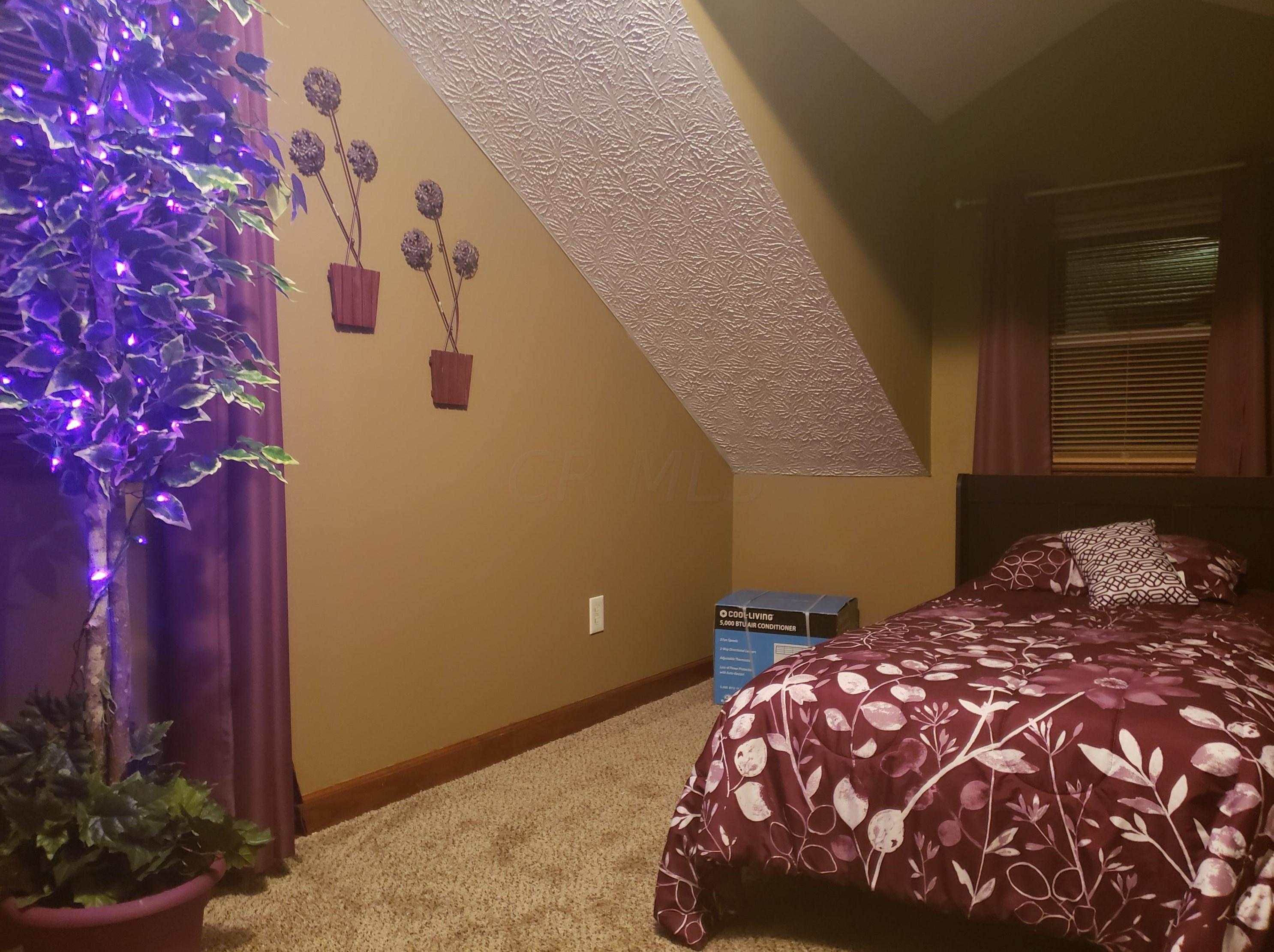 2669 Clime Rd, Columbus OH 43223-3624 exterior