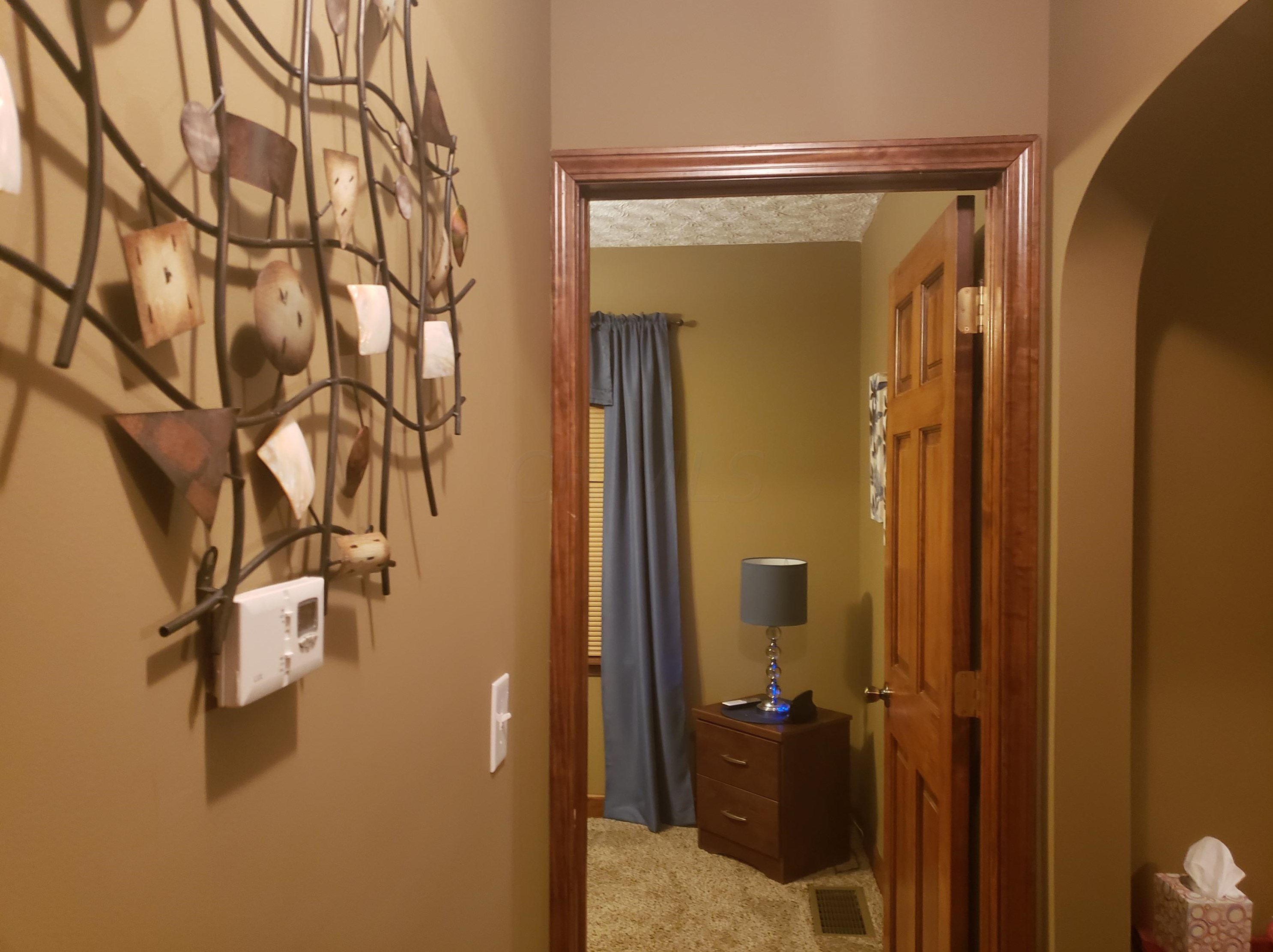 2669 Clime Rd, Columbus OH 43223-3624 exterior