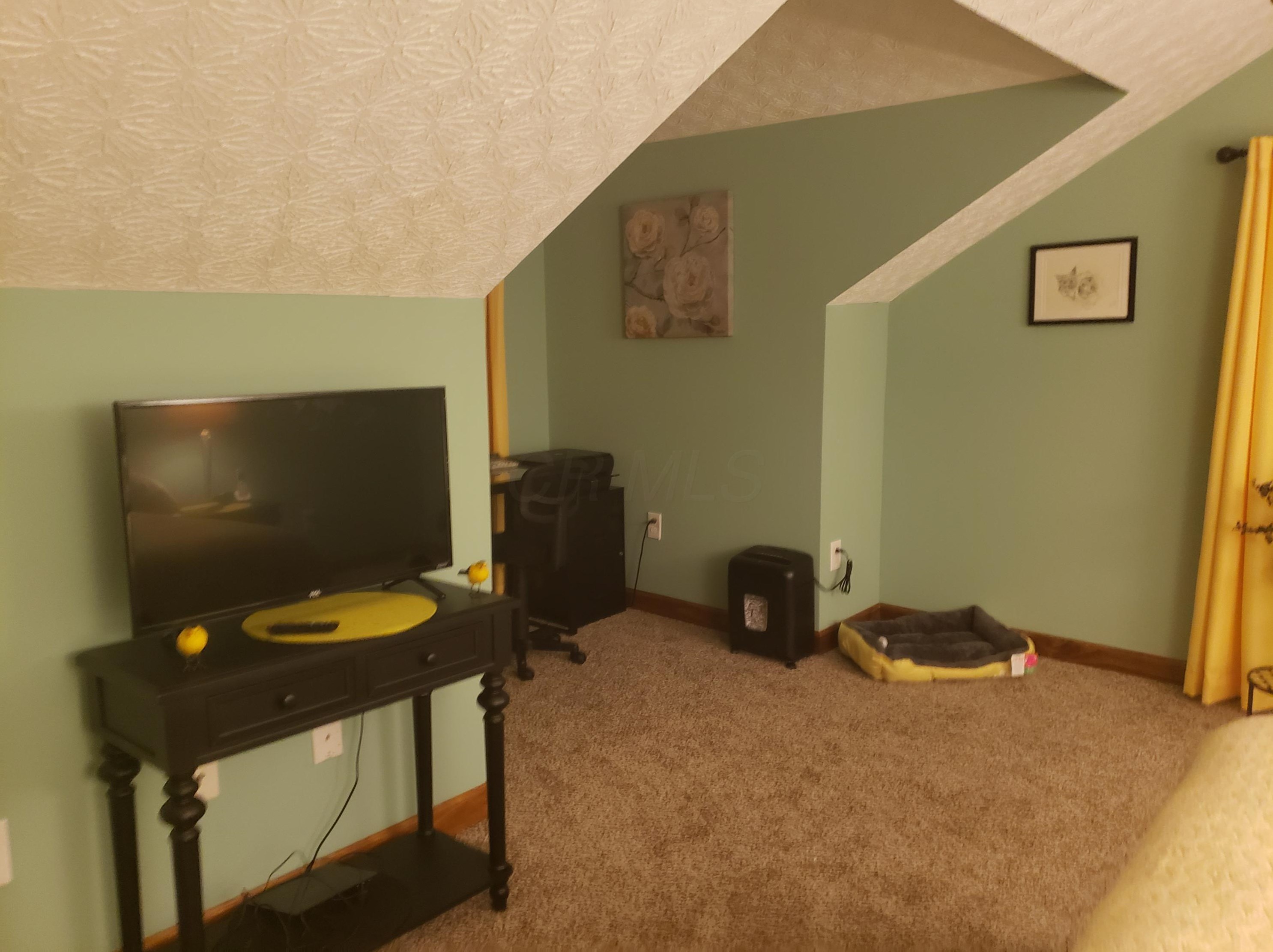 2669 Clime Rd, Columbus OH 43223-3624 exterior