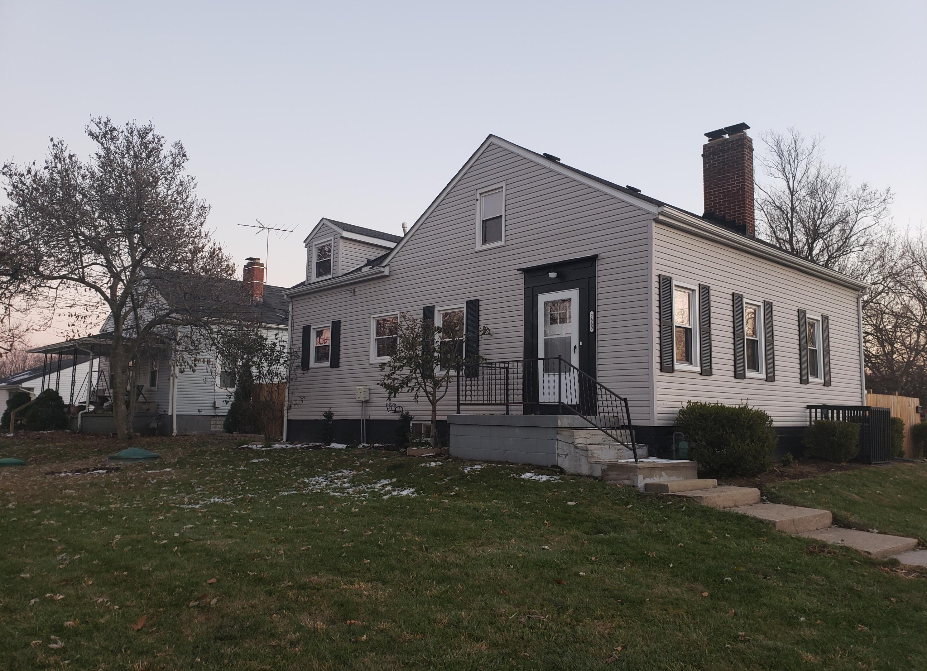 2669 Clime Rd, Columbus OH 43223-3624 exterior