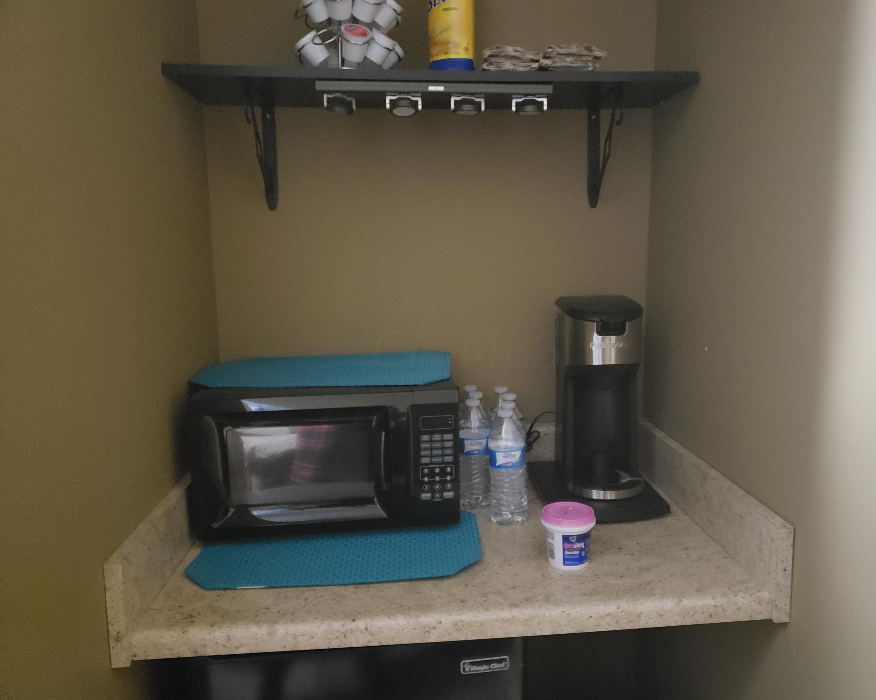 2669 Clime Rd, Columbus OH 43223-3624 exterior