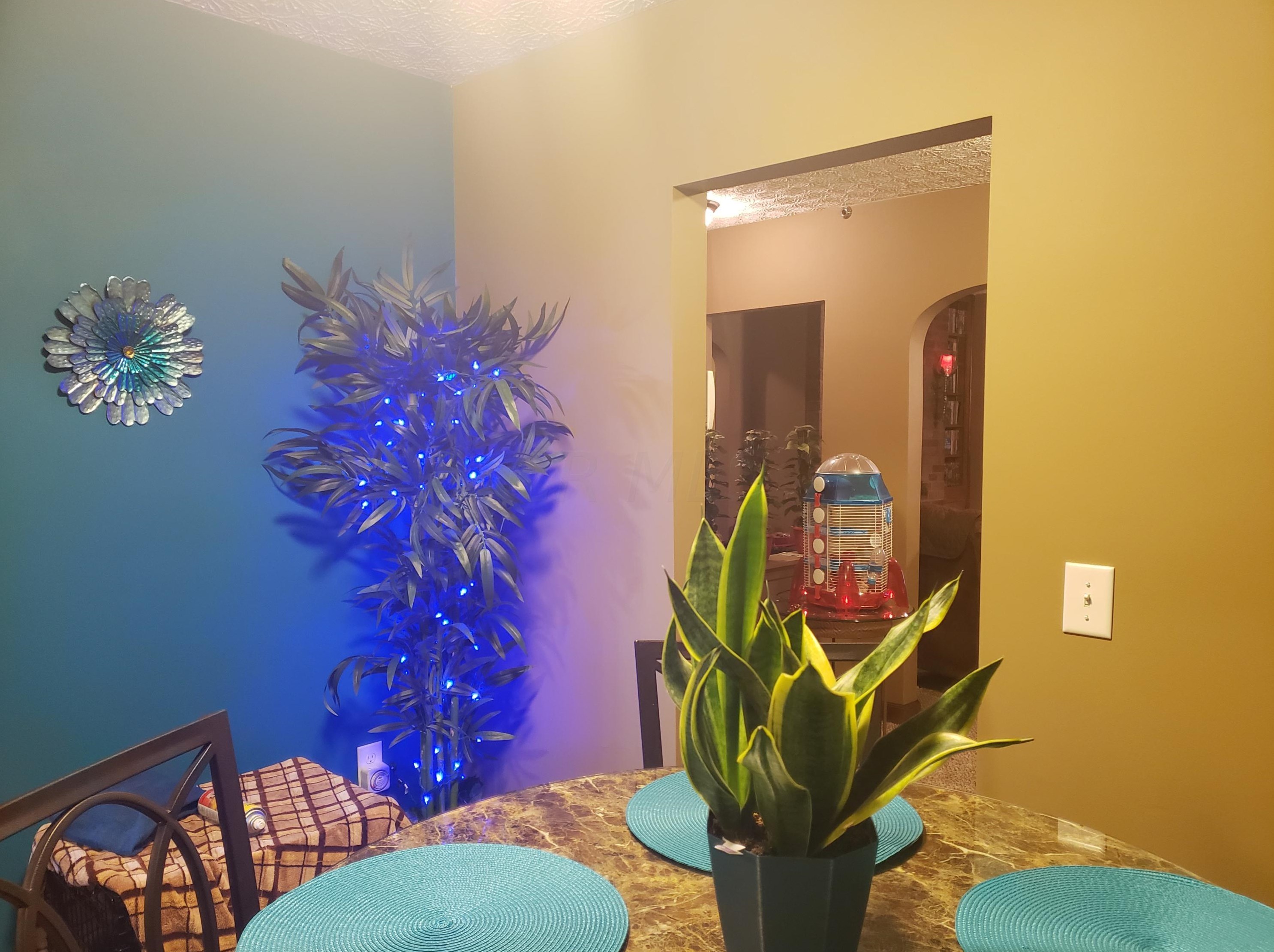 2669 Clime Rd, Columbus OH 43223-3624 exterior