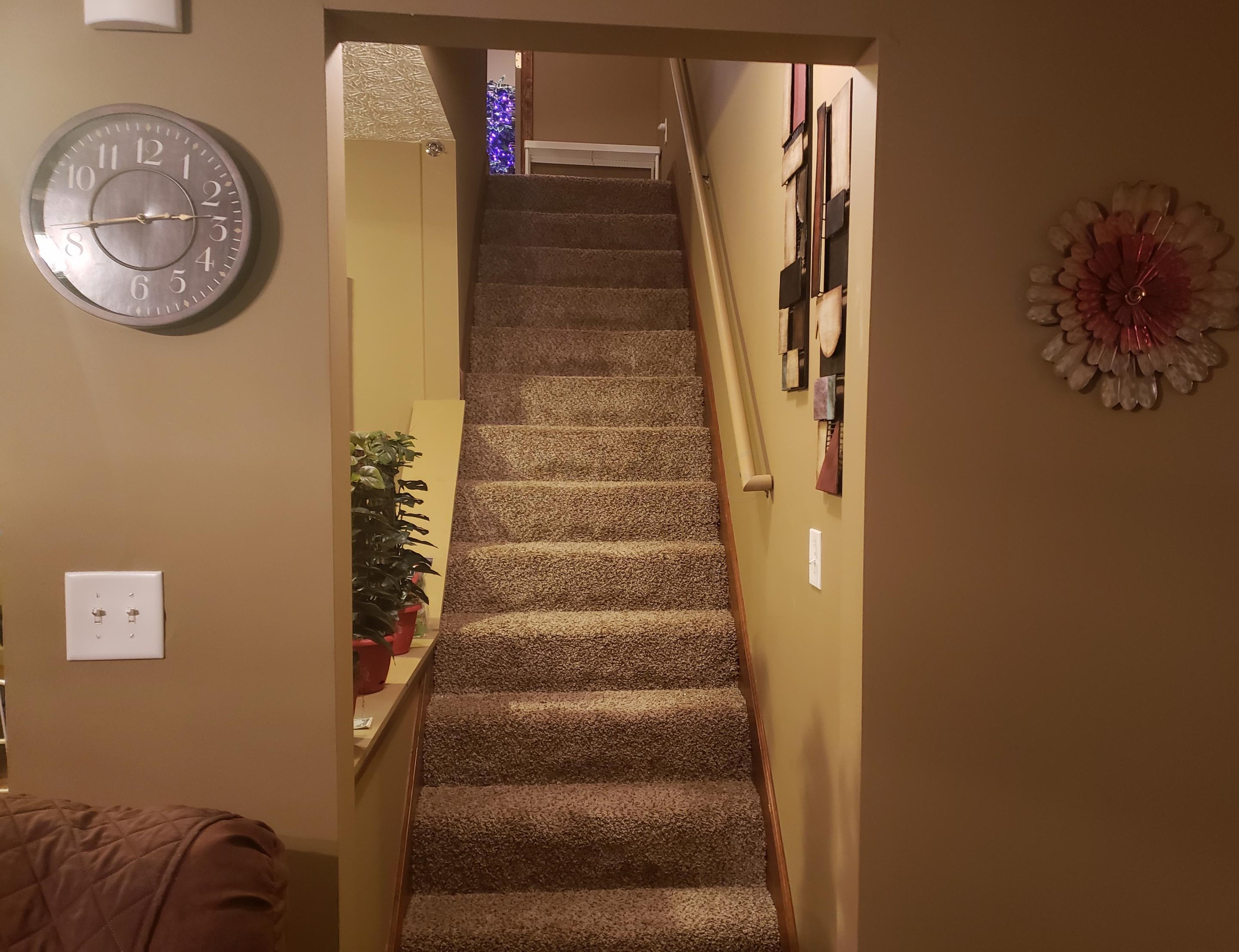 2669 Clime Rd, Columbus OH 43223-3624 exterior