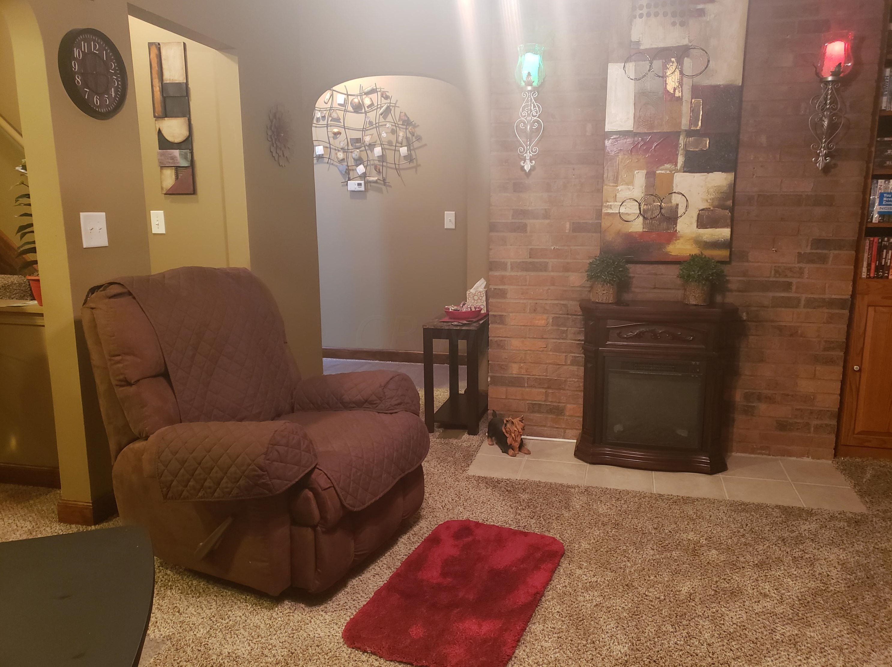 2669 Clime Rd, Columbus OH 43223-3624 exterior