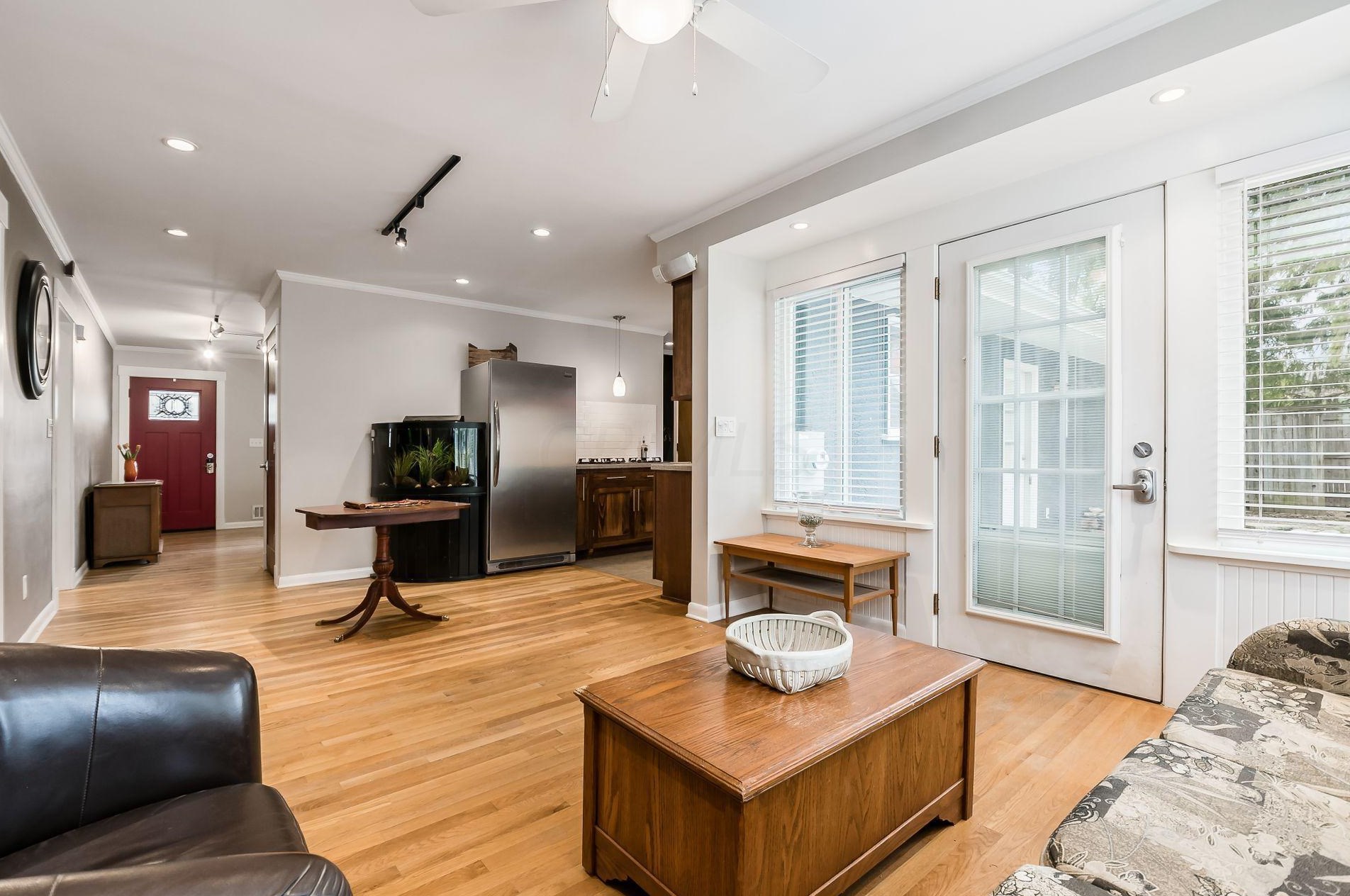 1106 Oberlin Dr, Columbus OH 43221-1630 exterior