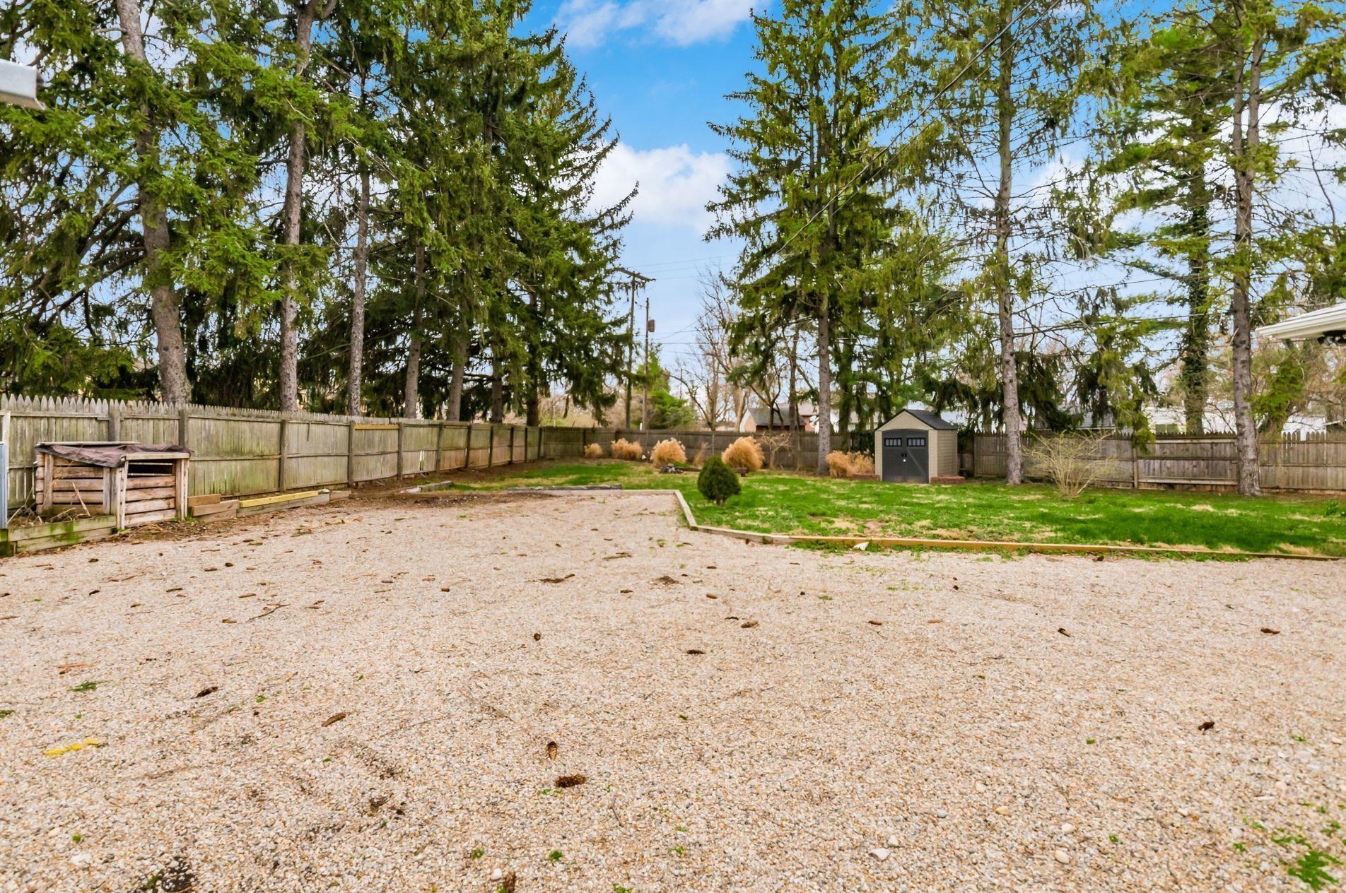 1106 Oberlin Dr, Columbus OH 43221-1630 exterior