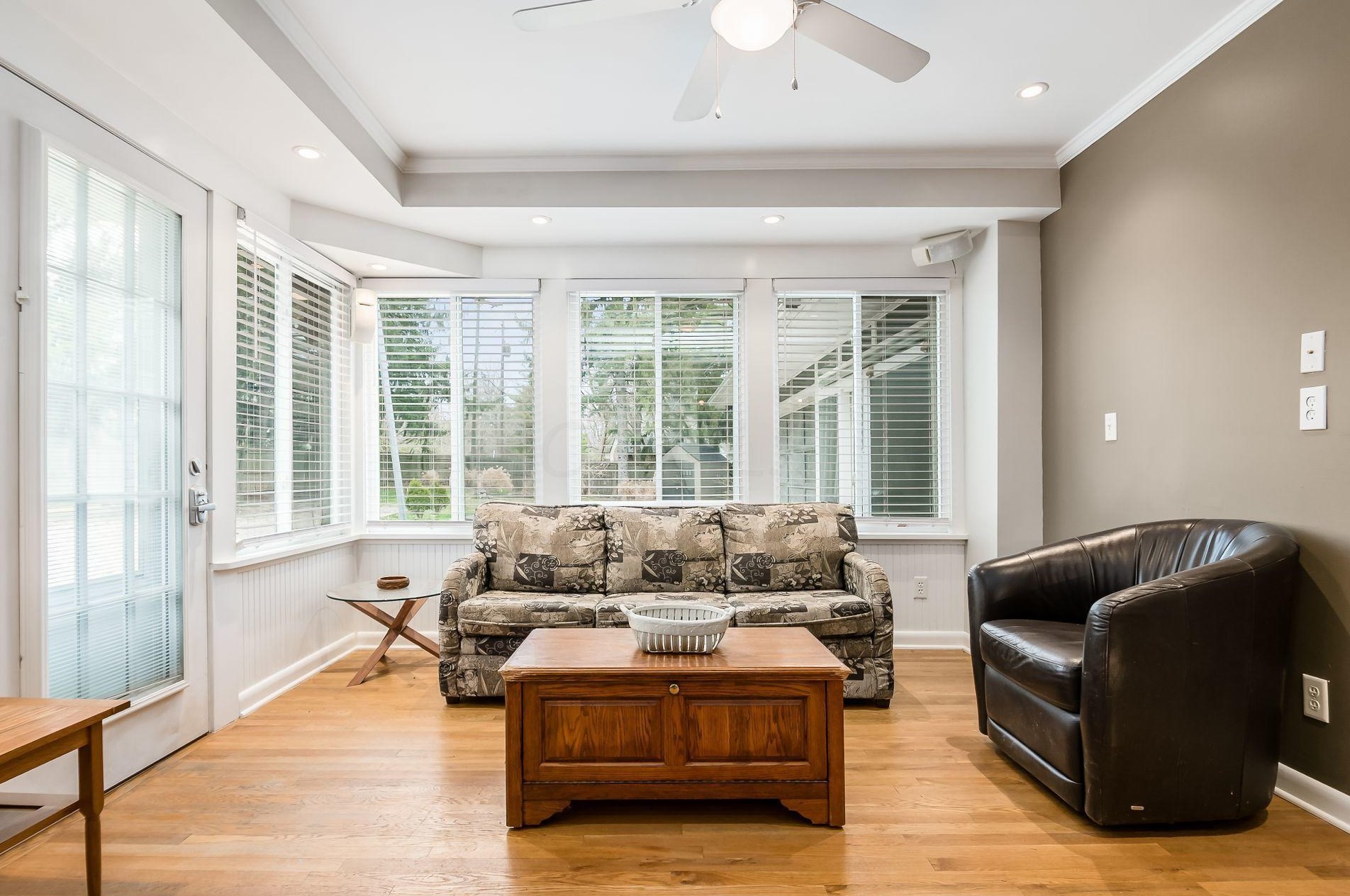 1106 Oberlin Dr, Columbus OH 43221-1630 exterior