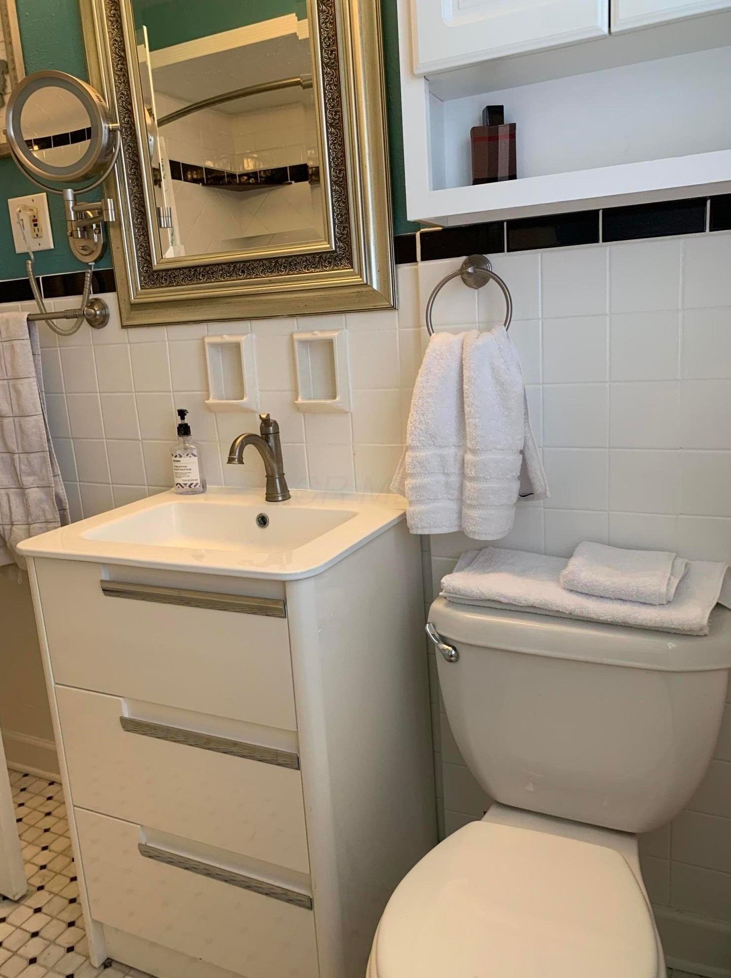 223 Como Ave, Columbus OH 43202-1231 exterior