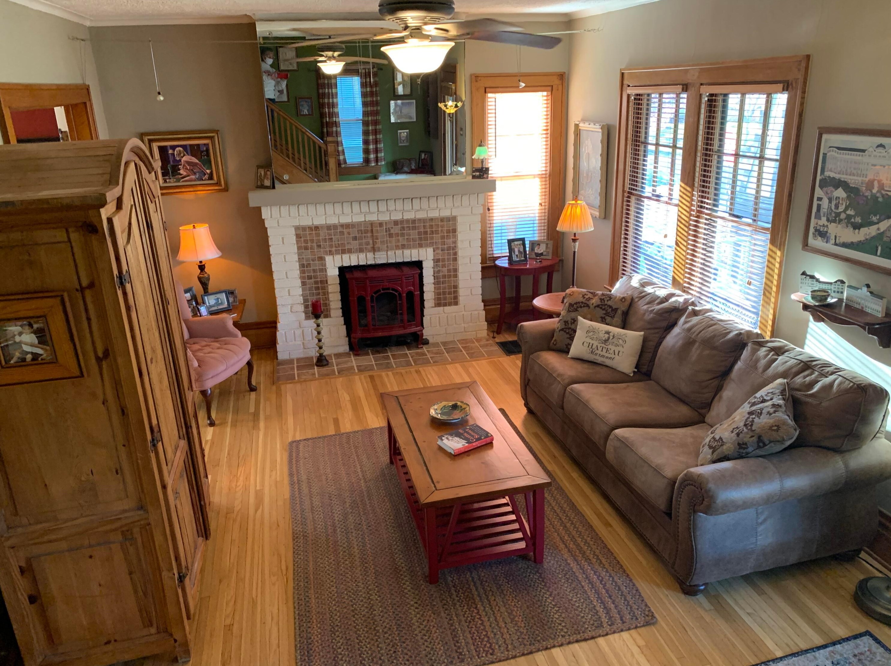 223 Como Ave, Columbus OH 43202-1231 exterior