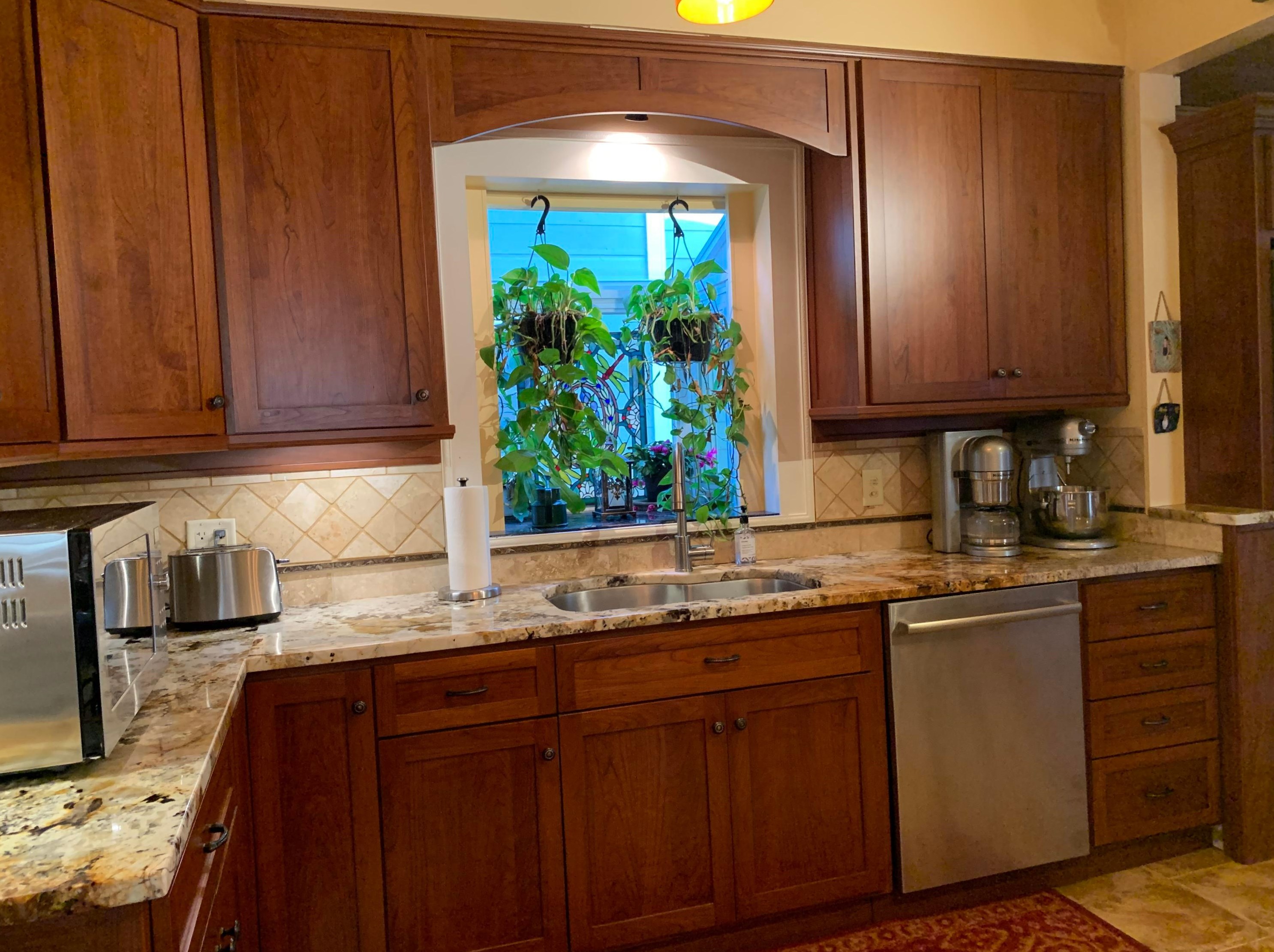 223 Como Ave, Columbus OH 43202-1231 exterior