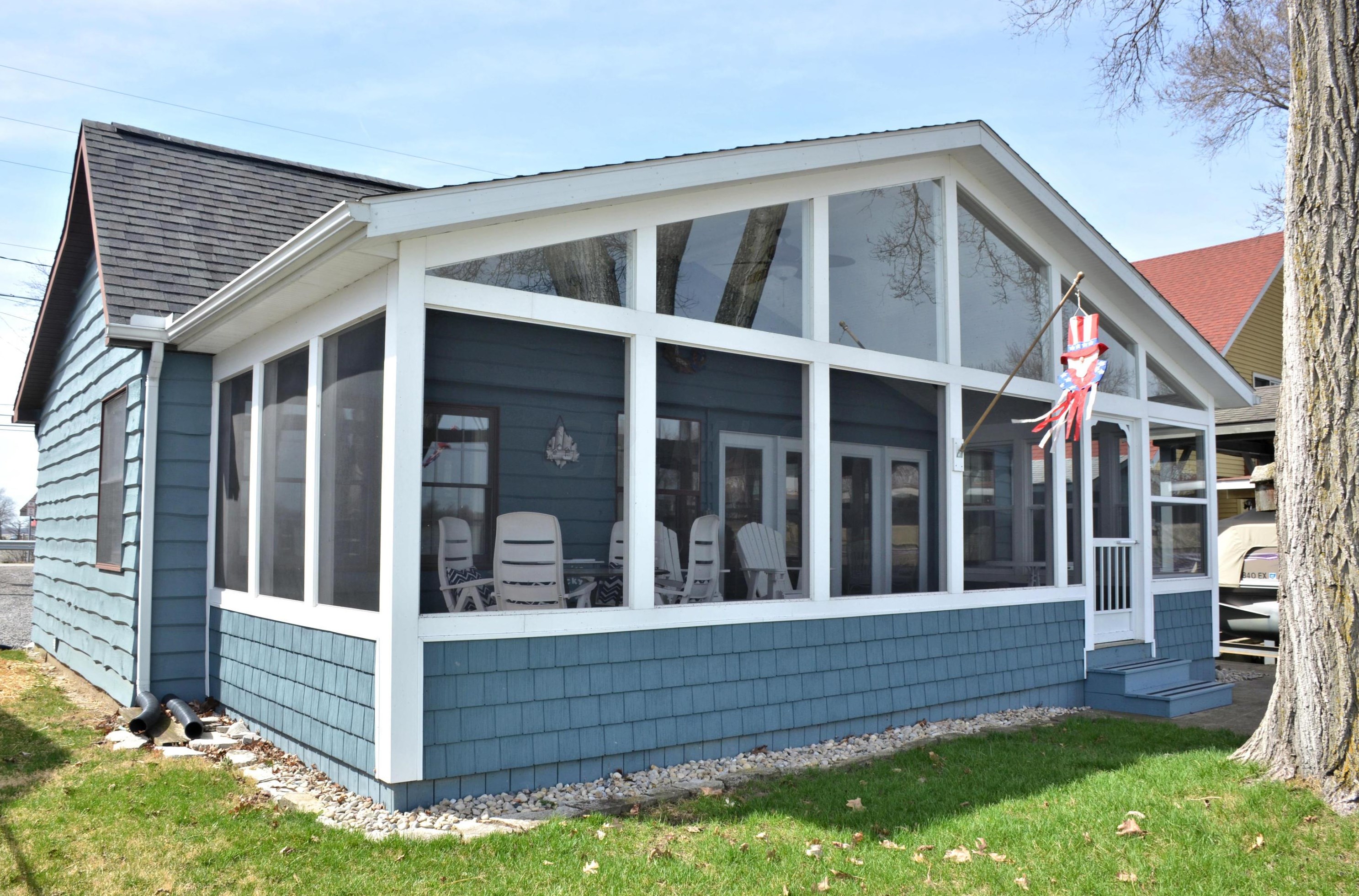 9292 Buckeye Dr, Huntsville, OH 43324