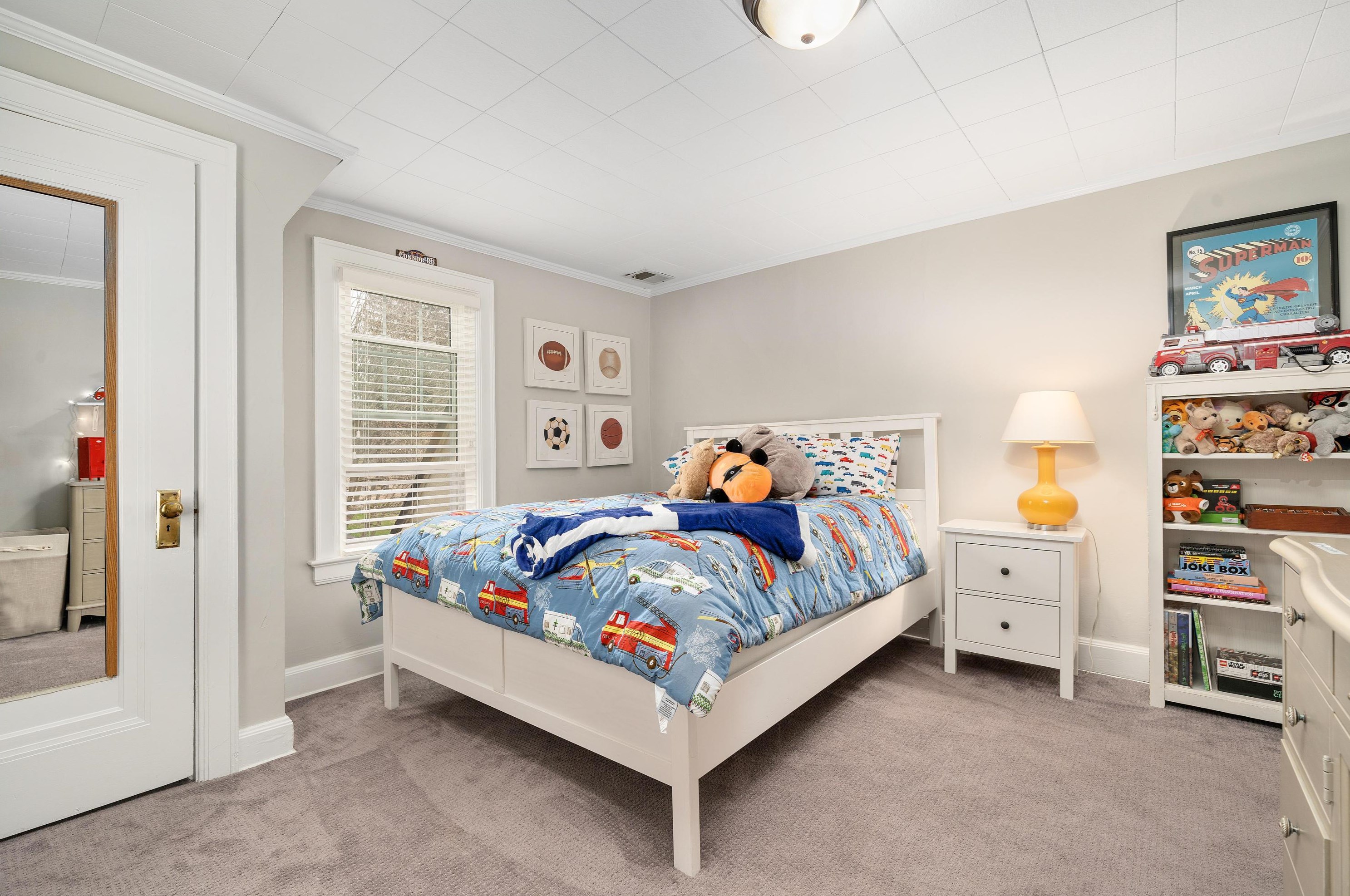 235 Remington Rd, Columbus OH 43209-2461 exterior